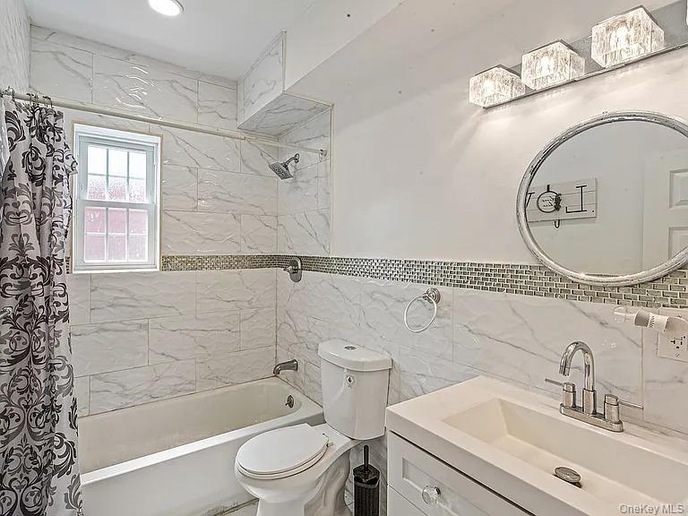 #6 photo, 11601 221st Street, Cambria Heights , NY 11411