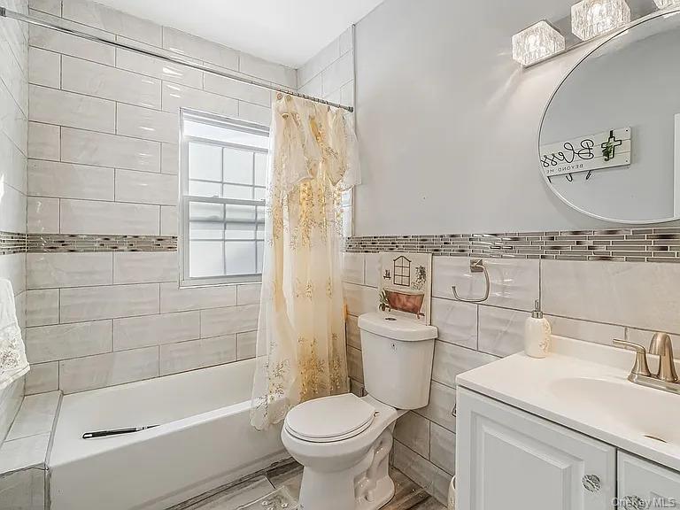 #8 photo, 11601 221st Street, Cambria Heights , NY 11411