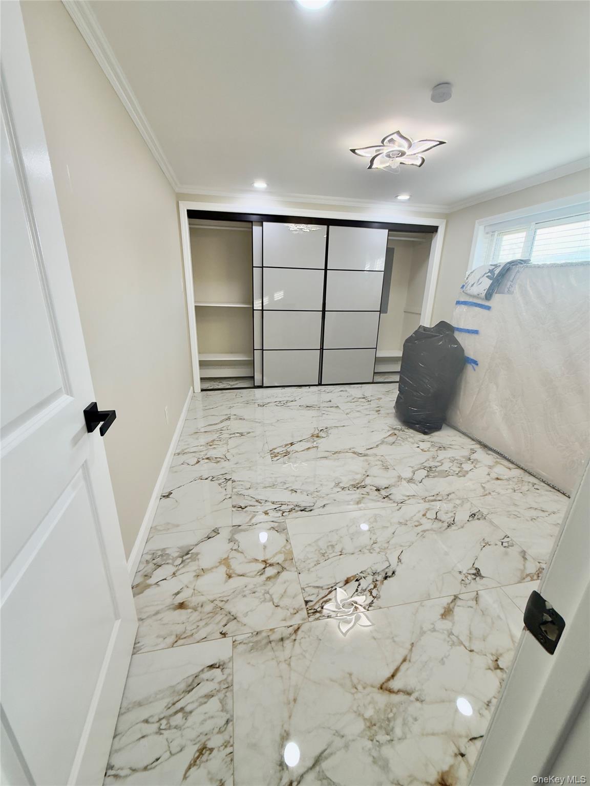 #8 photo, - Paula Street, हिक्सविले Hicksville , NY 11801