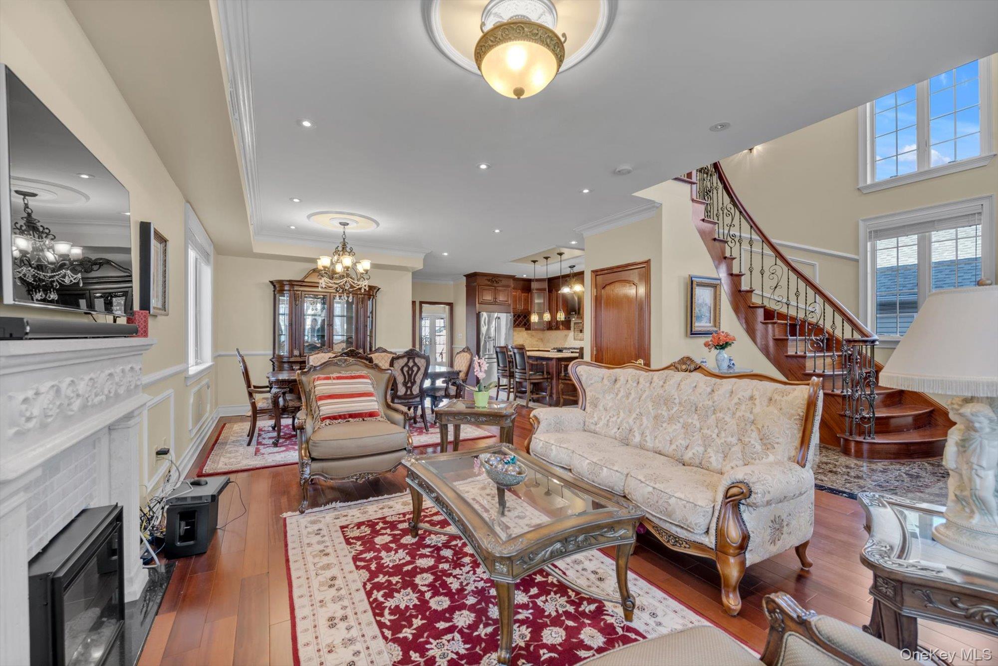 #6 photo, 69-68 229th Street, Куинс ‖ Bayside , NY 11364