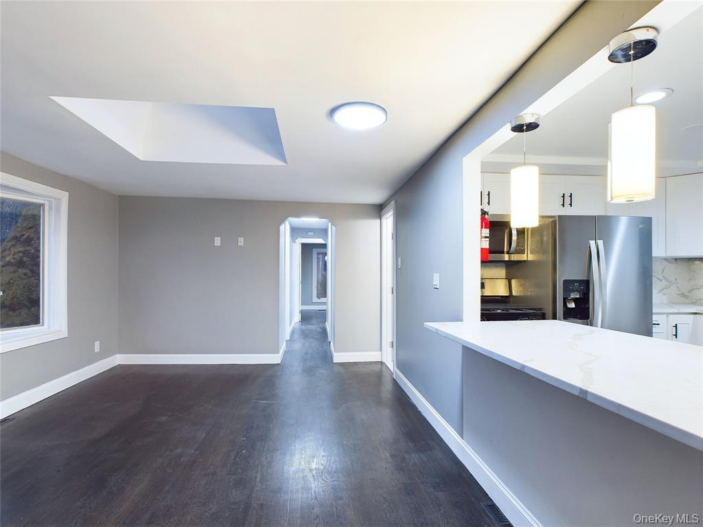 #10 photo, 115 Clinton Avenue, Саффолк ‖ Patchogue , NY 11772