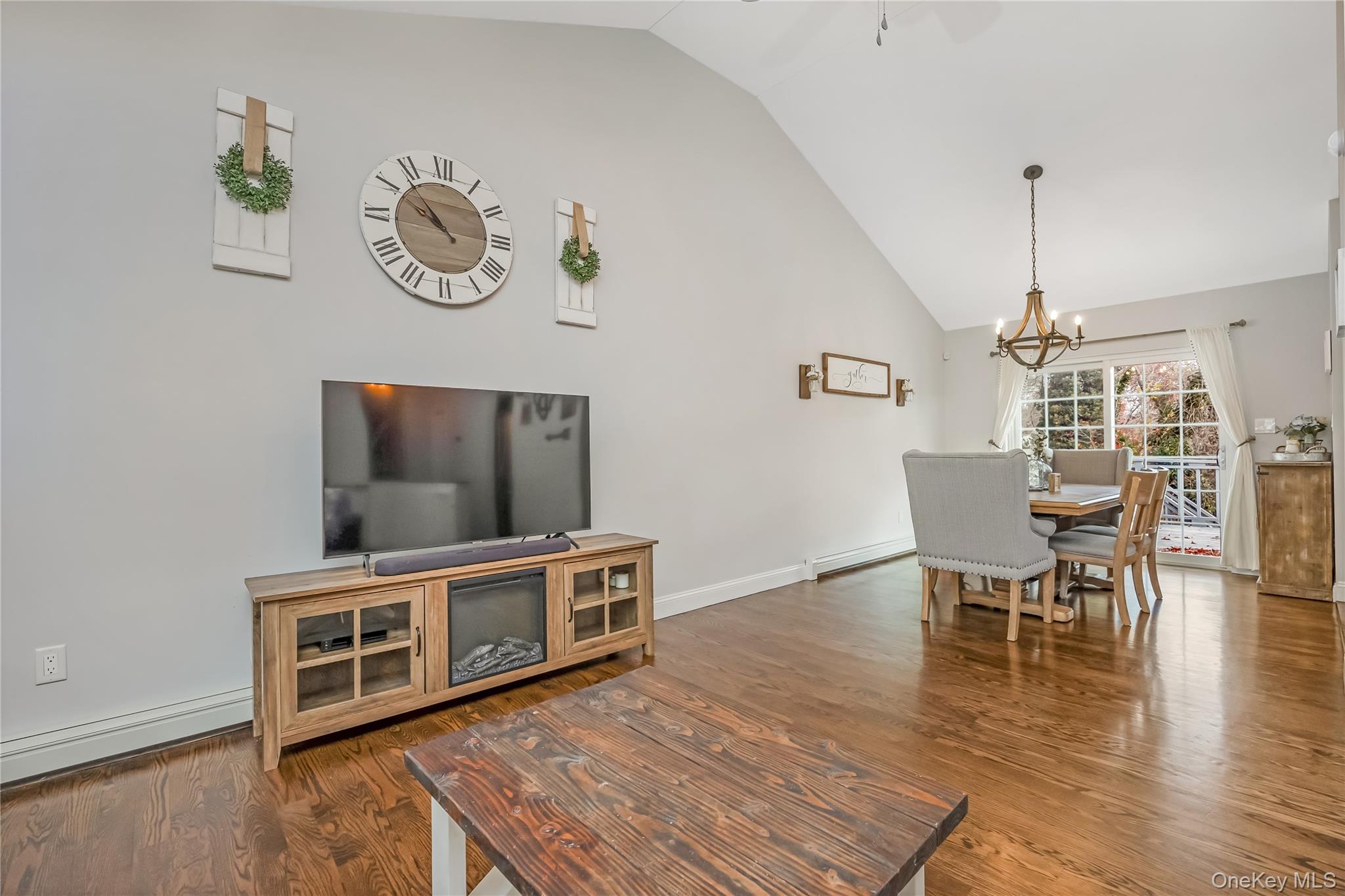 #10 photo, 1291 Boston Avenue, Bay Shore , NY 11706