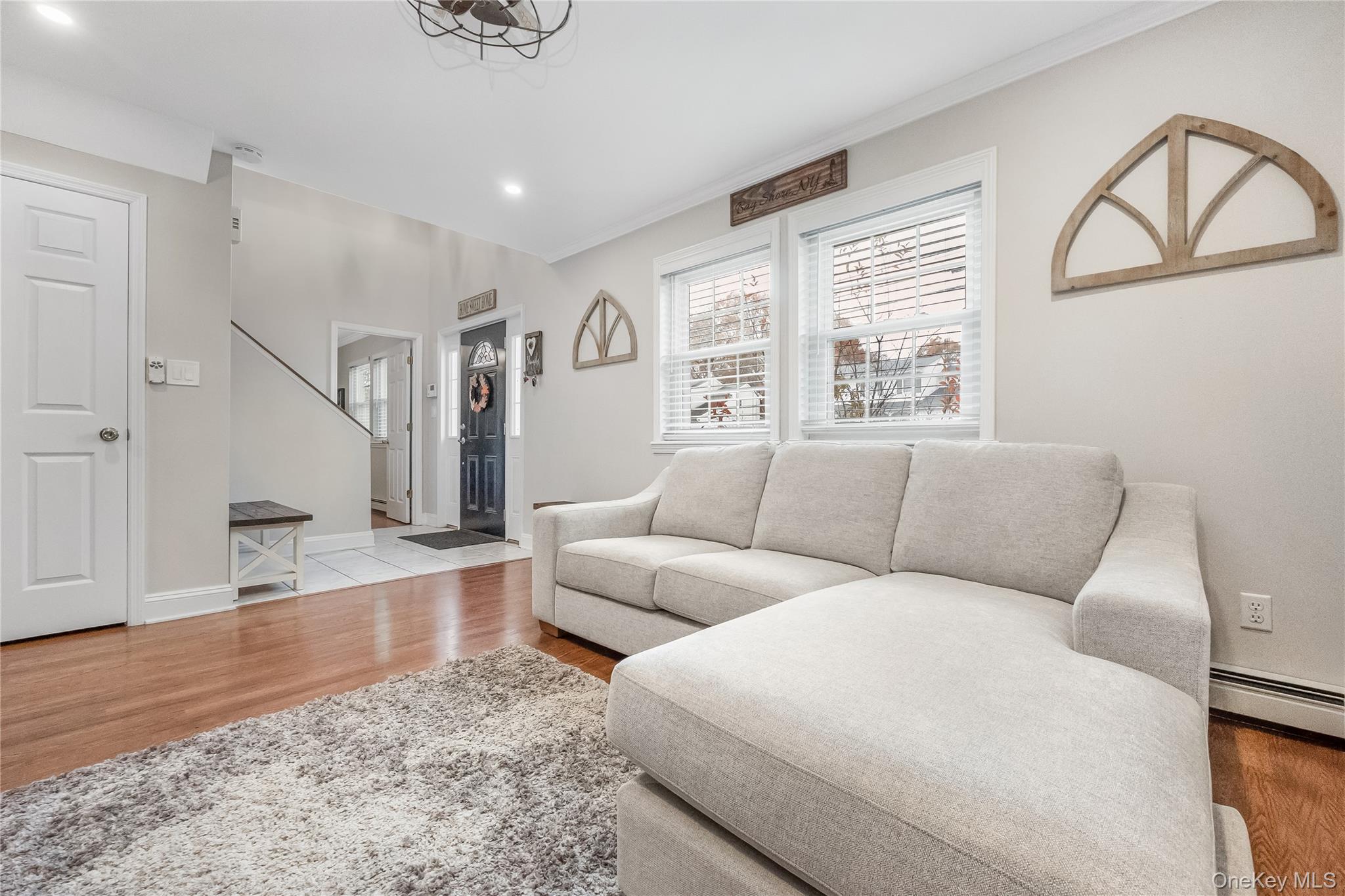 #6 photo, 1291 Boston Avenue, Bay Shore , NY 11706