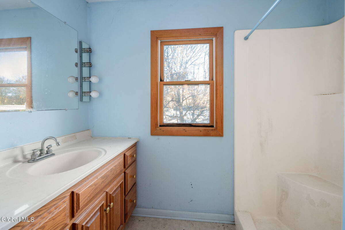 #20 photo, 829 Troy-Schenectady Road, Colonie , NY 12110