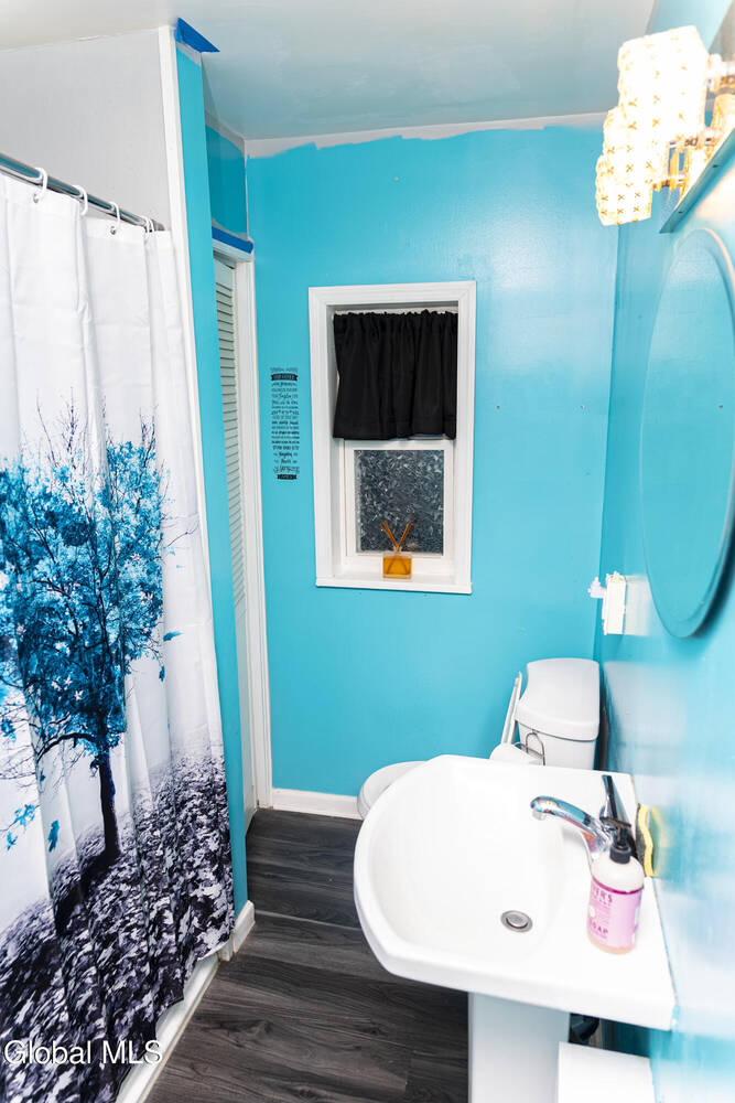 #21 photo, 160 Shaker Road, Albany , NY 12211