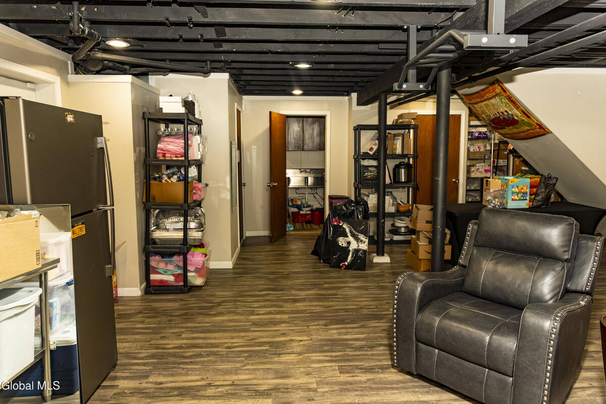 #34 photo, 160 Shaker Road, Albany , NY 12211