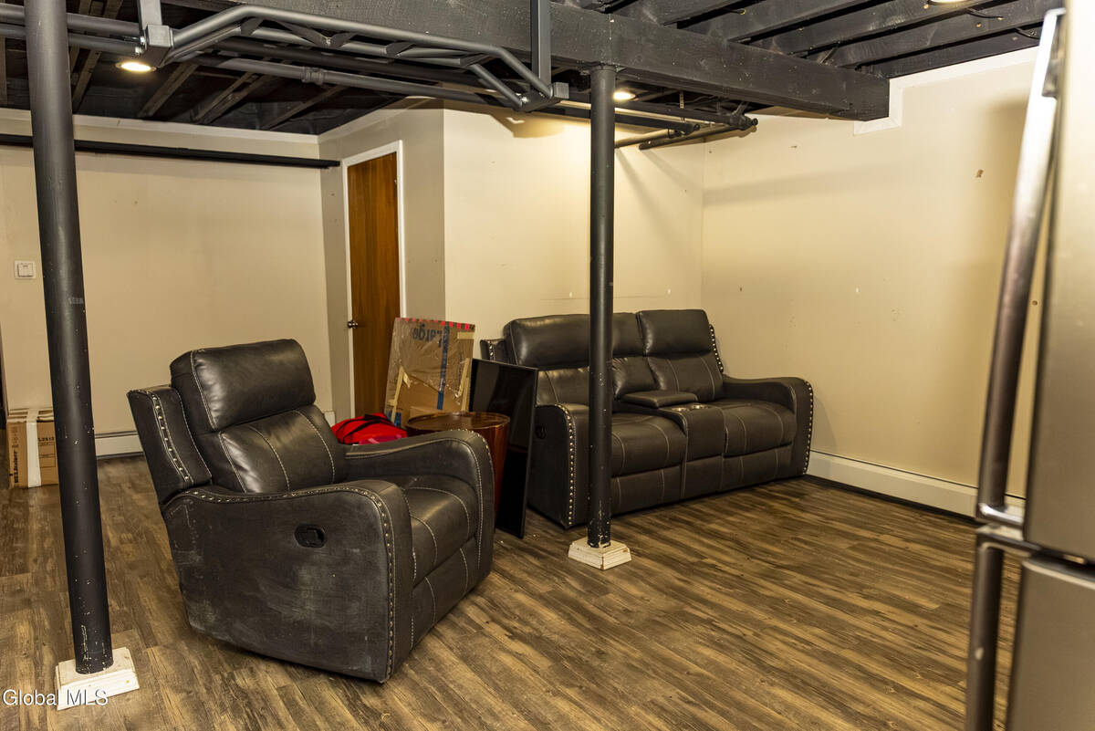 #35 photo, 160 Shaker Road, Albany , NY 12211