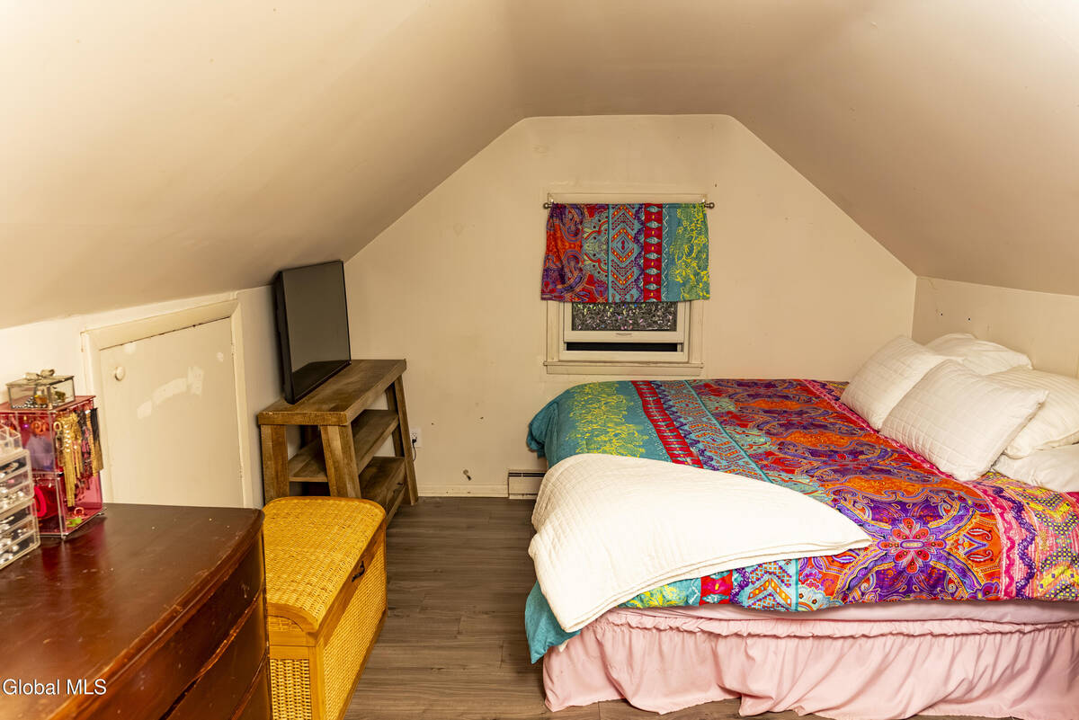 #38 photo, 160 Shaker Road, Albany , NY 12211