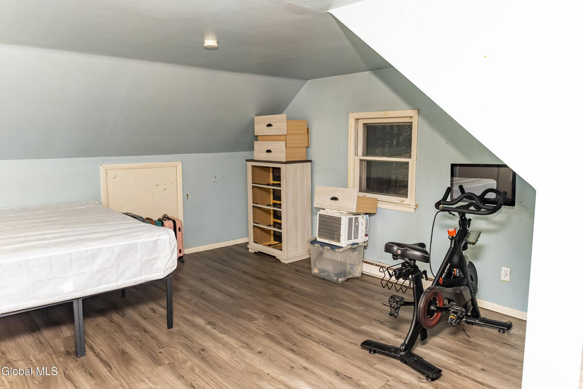 #47 photo, 160 Shaker Road, Albany , NY 12211