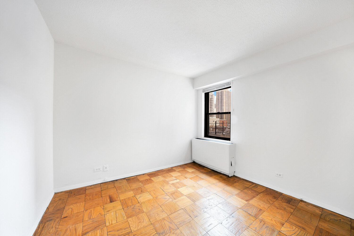 #5 photo, New York City, Yorkville , NY 10021