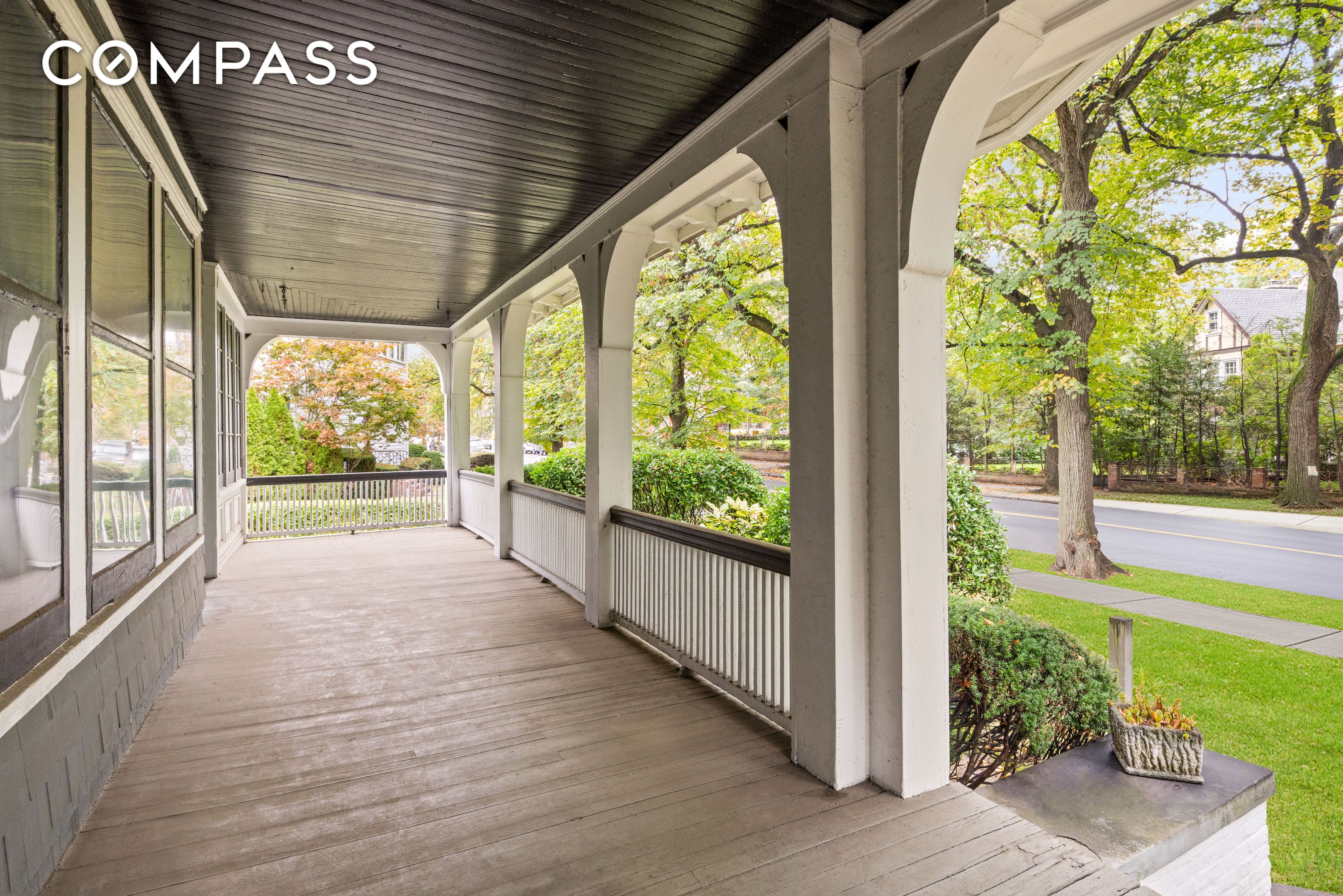 #4 photo, 1917 Ditmas Avenue, Ditmas Park , NY 11226