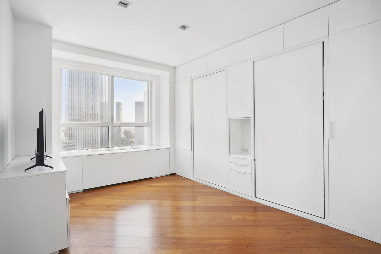 #12 photo, New York City, Midtown , NY 10019