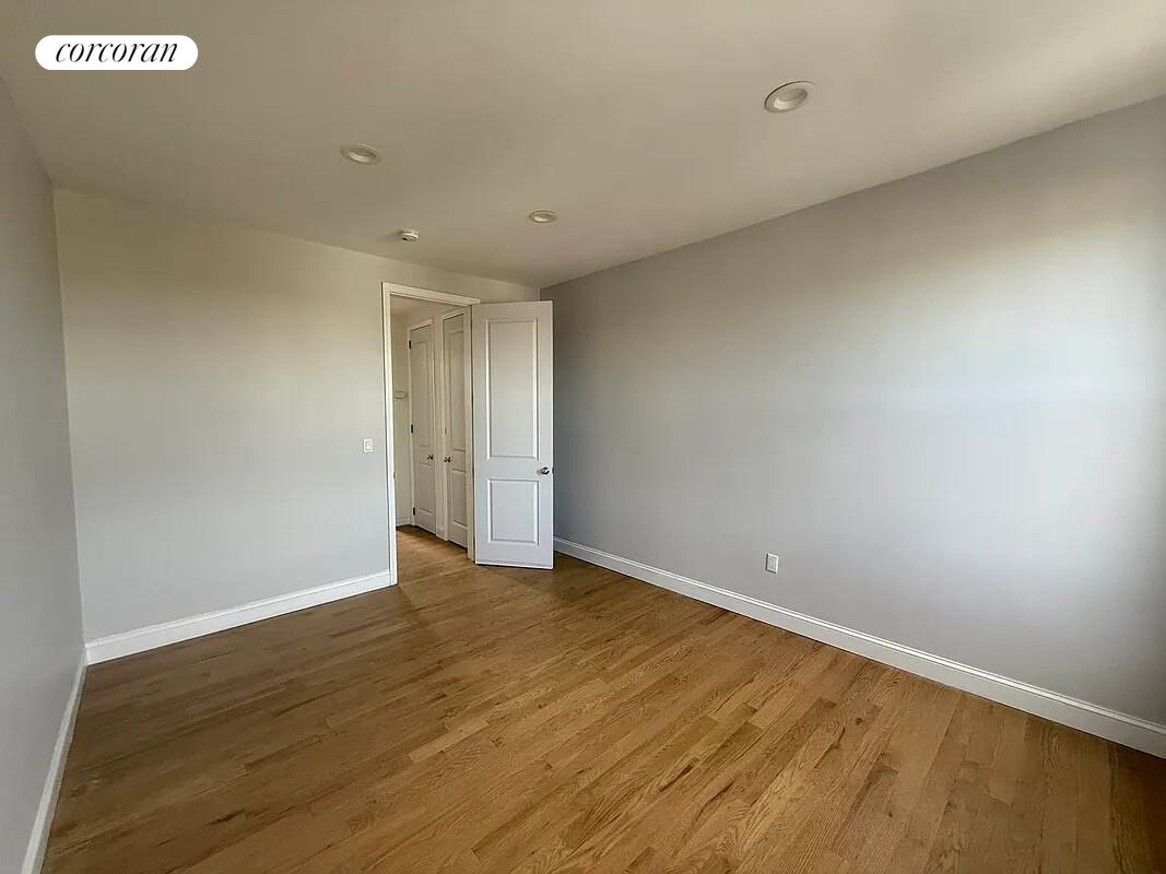 #5 photo, Brooklyn, Madison , NY 11229