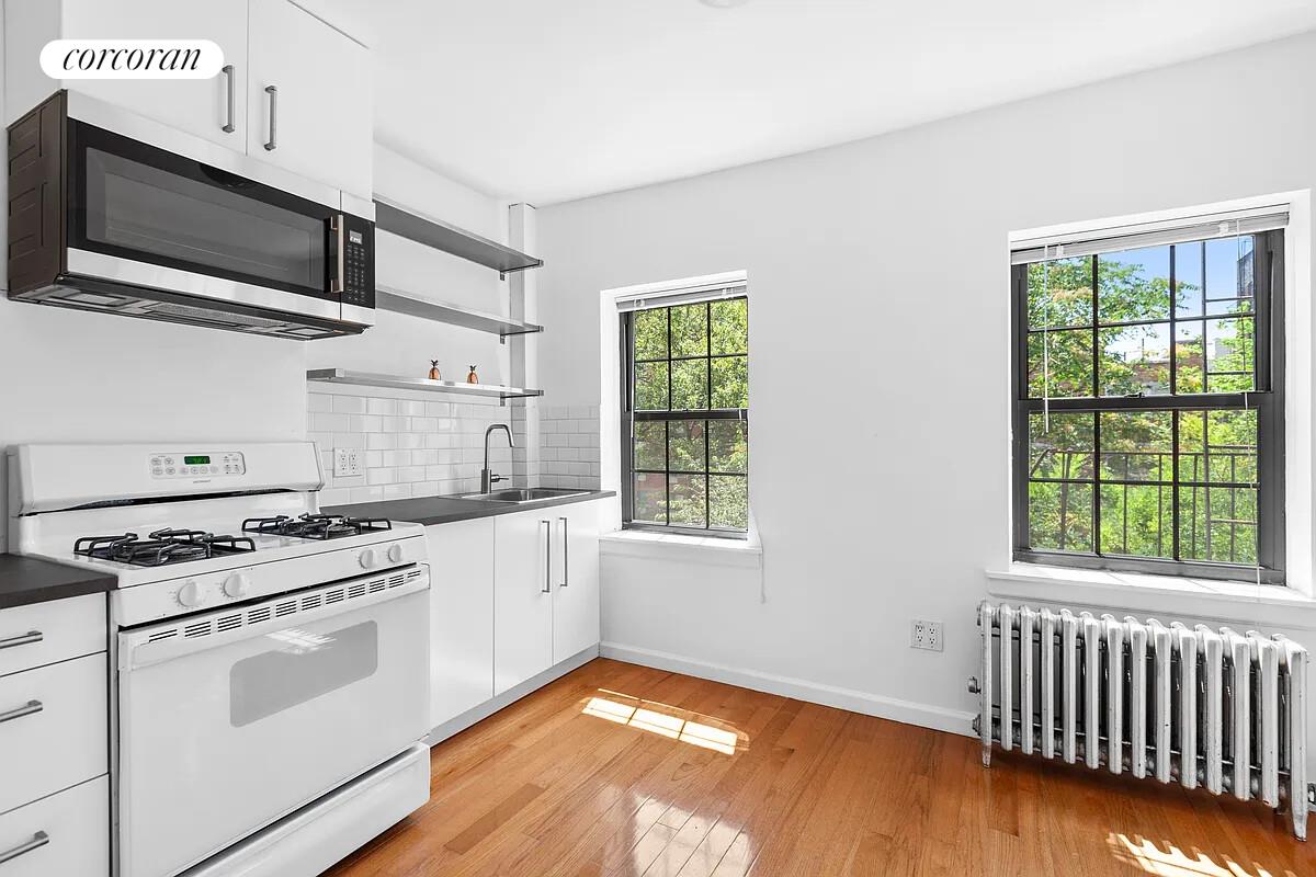 #1 photo, Brooklyn, Williamsburg , NY 11211