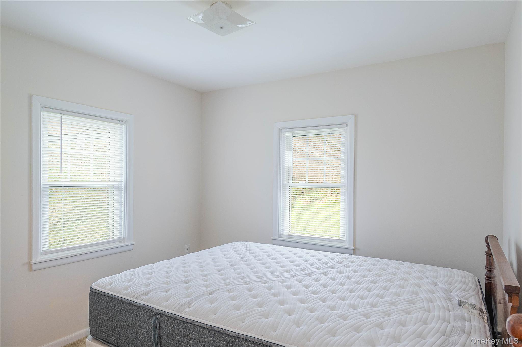 #12 photo, 216 Hoyt Street, 纽约州 Port Ewen , NY 12466