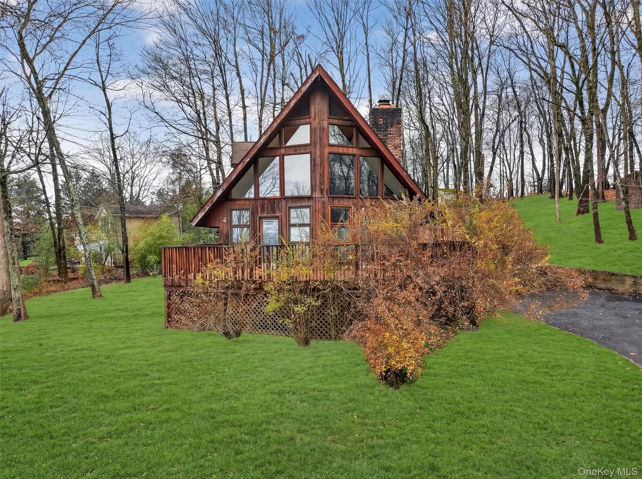 #1 photo, 74 Brandy Lane, 뉴욕주 Wappingers Falls , NY 12590