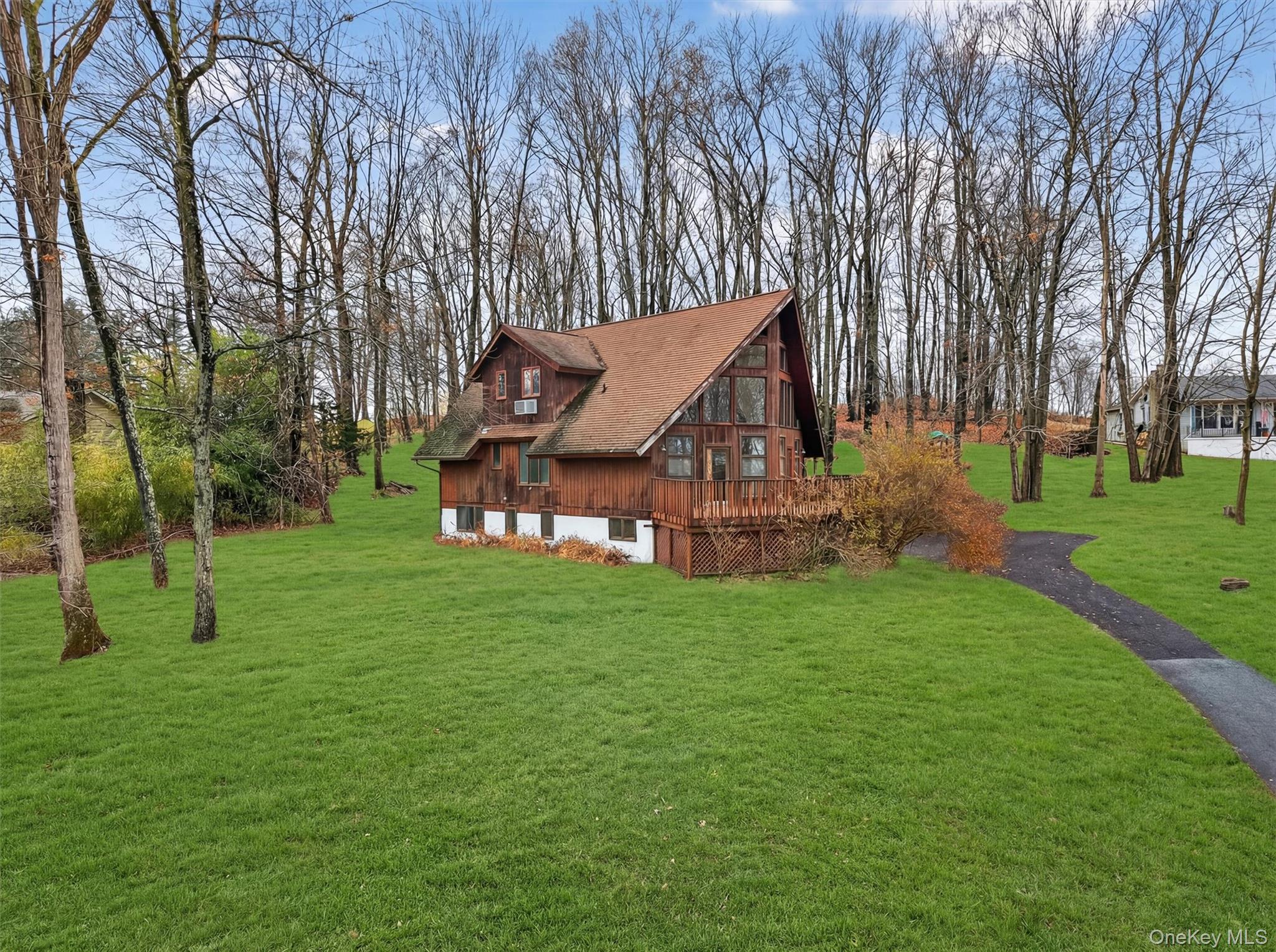 #2 photo, 74 Brandy Lane, 뉴욕주 Wappingers Falls , NY 12590