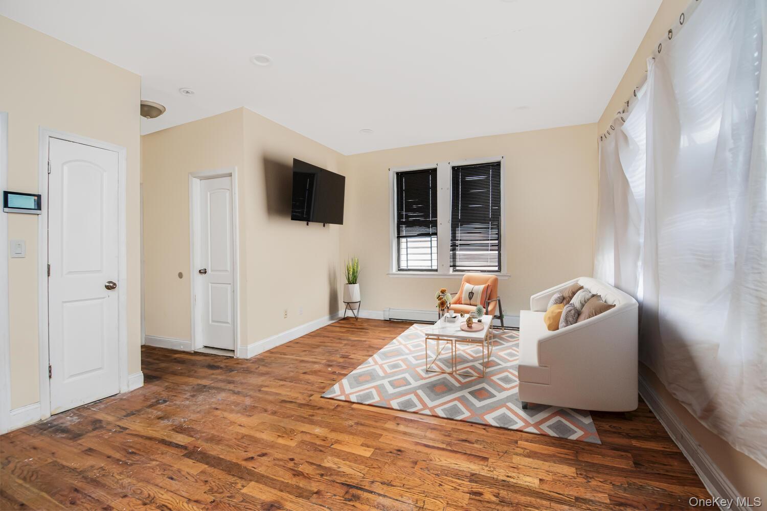 #9 photo, 965 E 226th Street, 브롱크스 Bronx , NY 10466