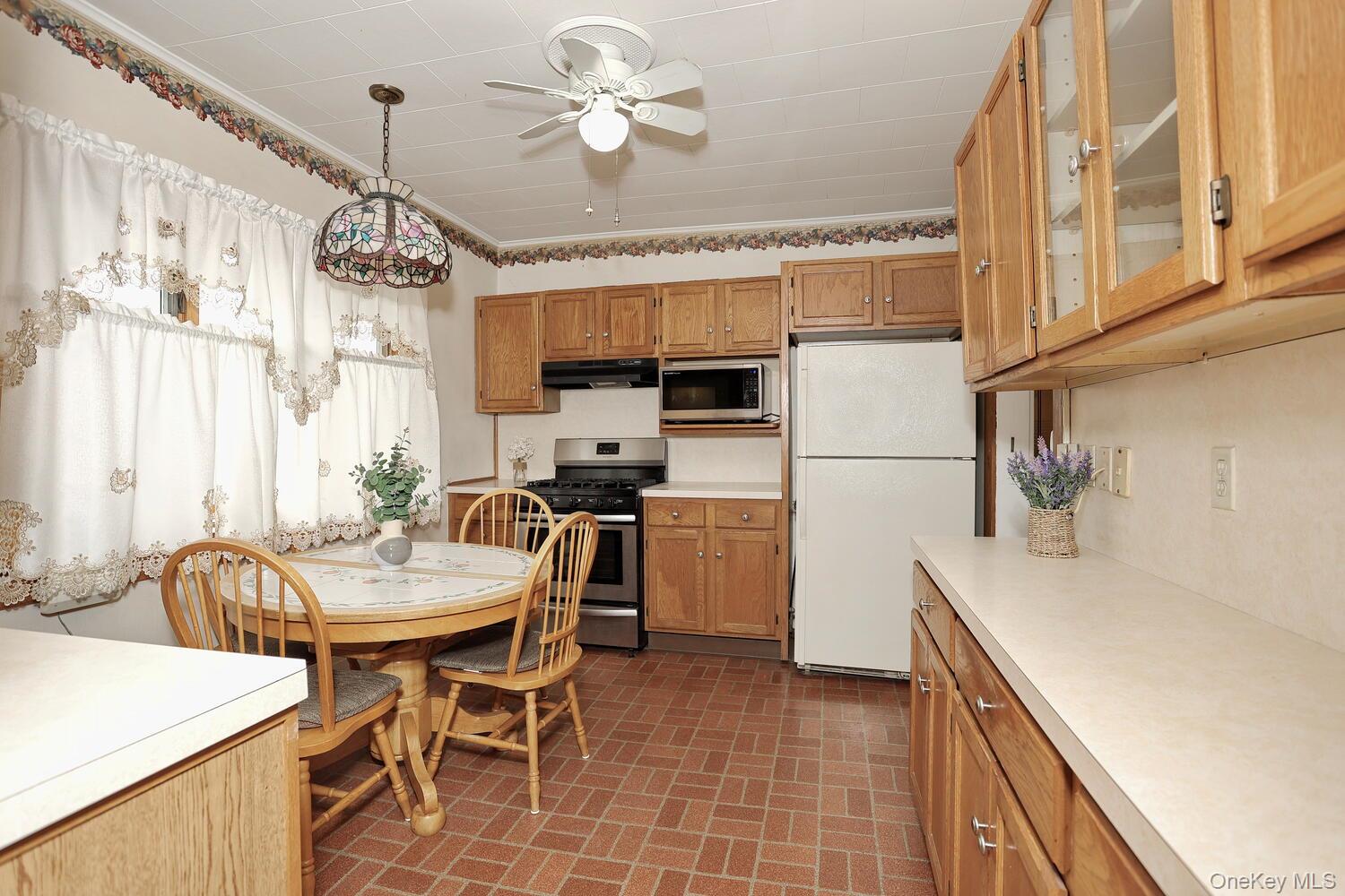 #8 photo, 221 N Midland Avenue, 纽约州 Nyack , NY 10960