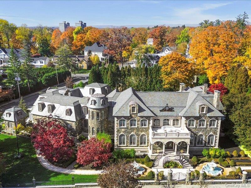 #1 photo, 637 North Broadway, 纽约州 Call Listing Agent , NY 12866