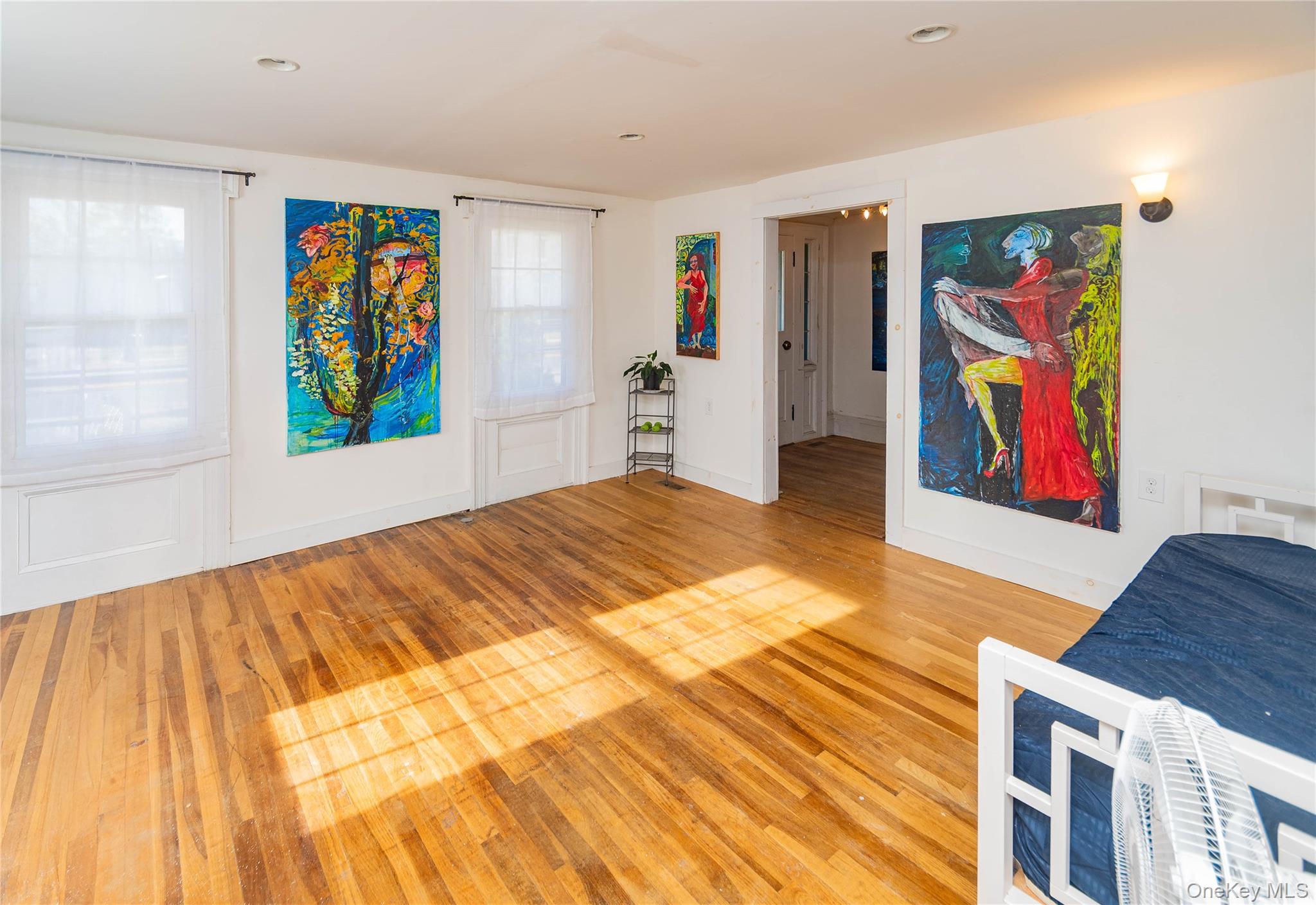 #15 photo, 147 Broadway, 纽约州 Port Ewen , NY 12466