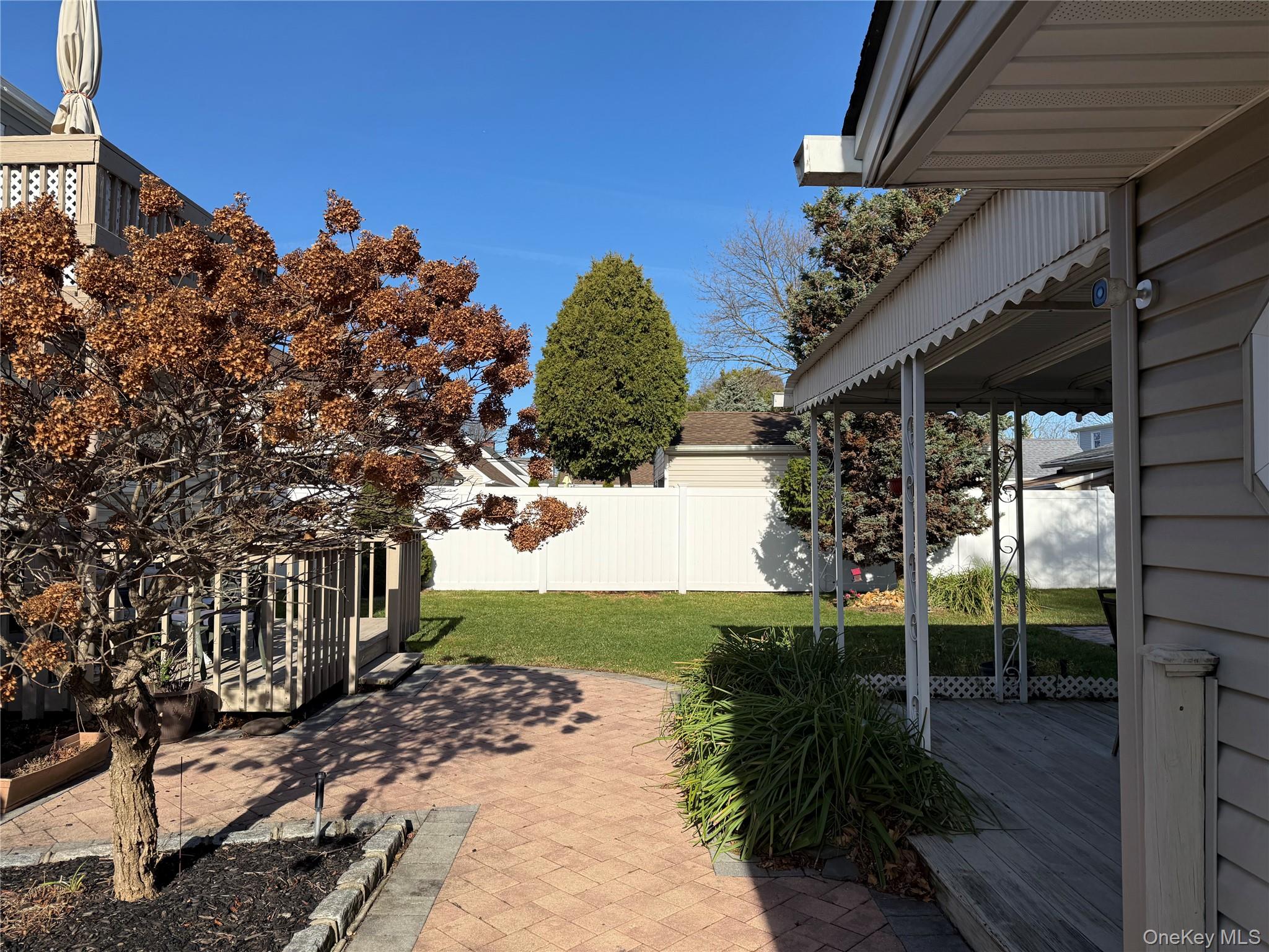 #13 photo, 8 William Street, מחוז סאפוק Copiague , NY 11726