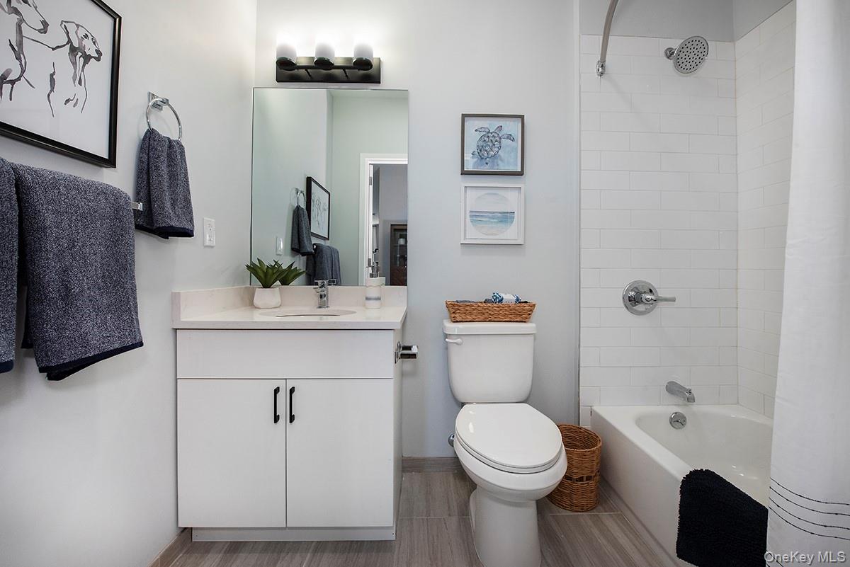 #5 photo, 300 Carleton Avenue, Central Islip , NY 11722