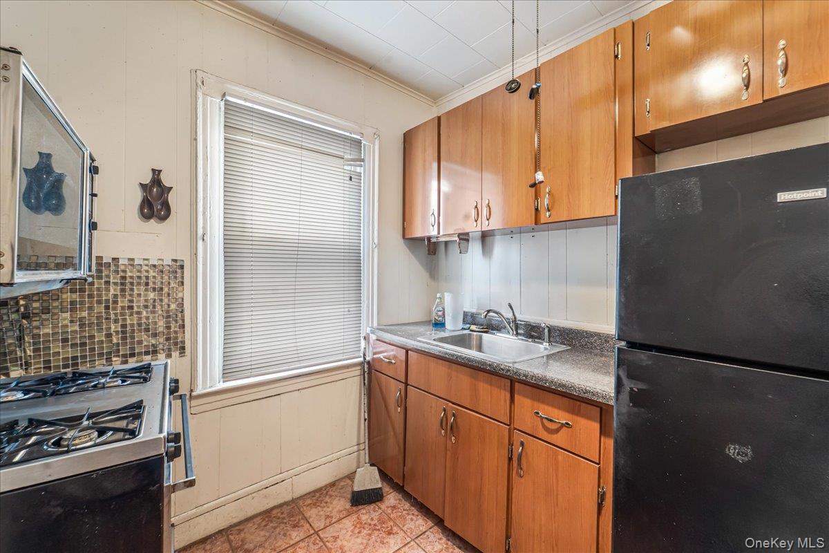 #14 photo, 17733 106th Avenue, Jamaica , NY 11433