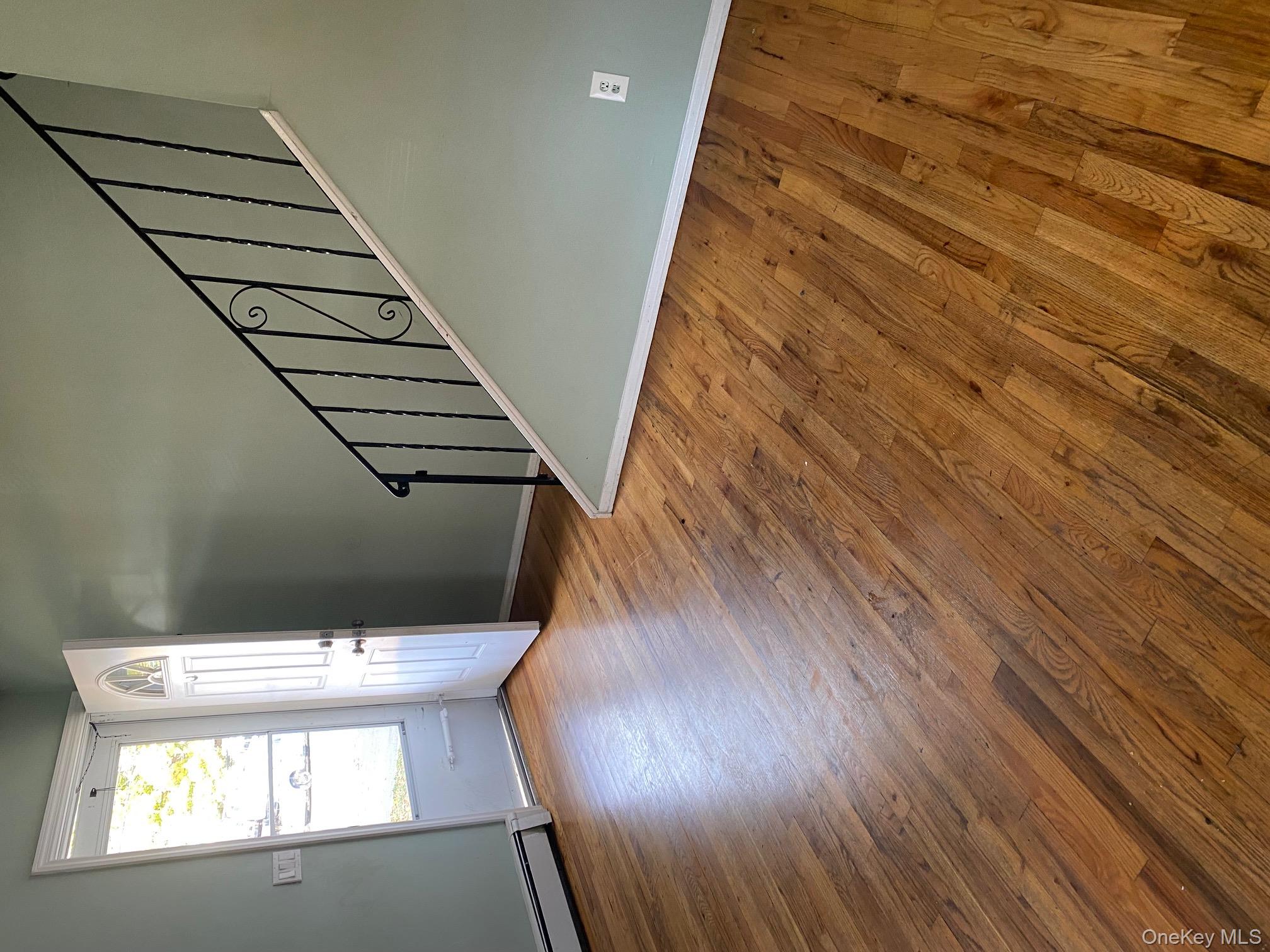 #4 photo, 16 W 18th Street, Huntington Station , NY 11746