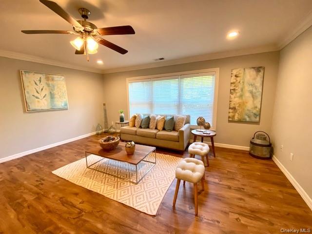 #7 photo, 505 Dolphin Lane, Саффолк ‖ Holbrook , NY 11741