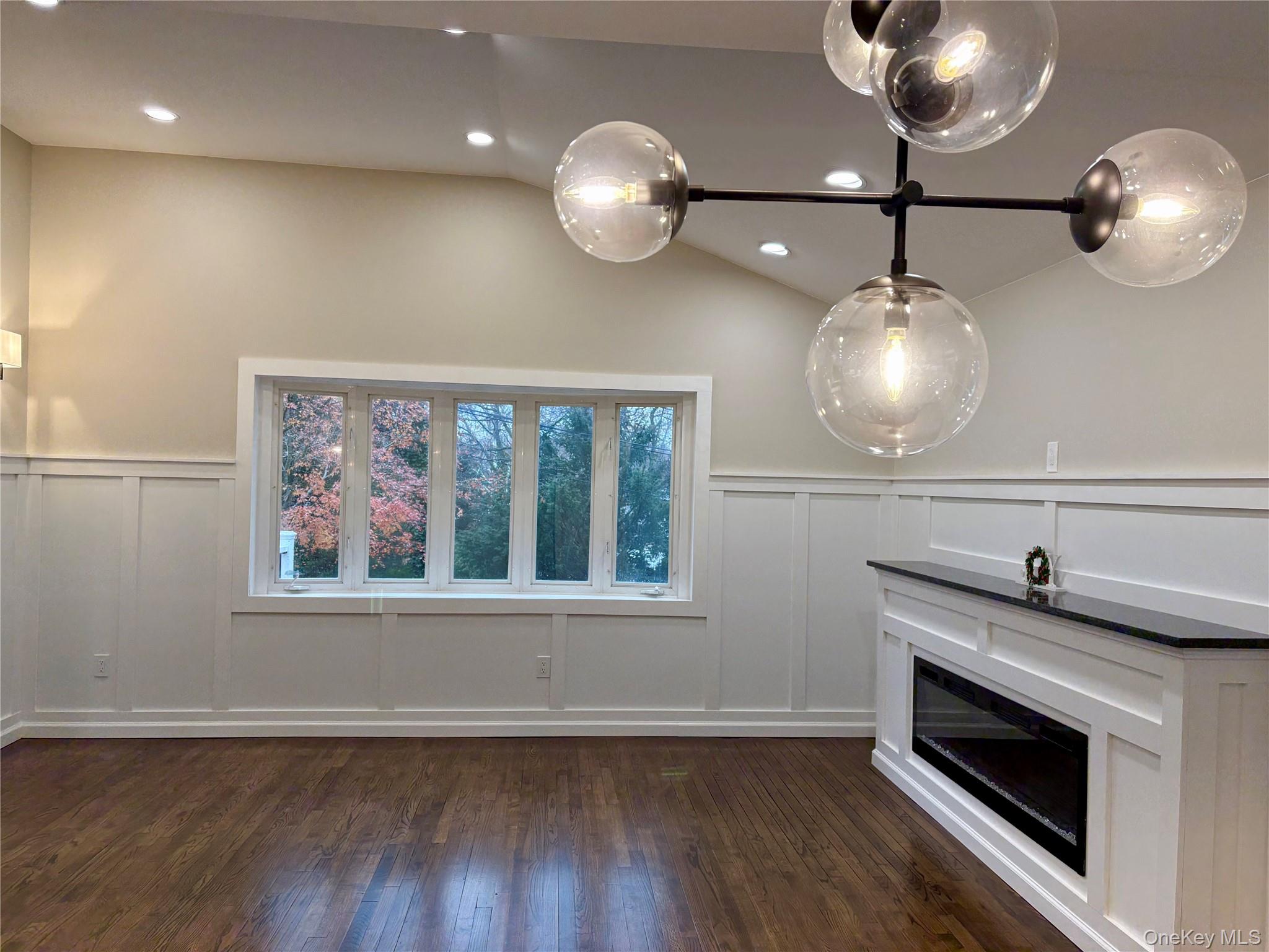 #14 photo, 12 Hampton Road, 东长岛 Sound Beach , NY 11789