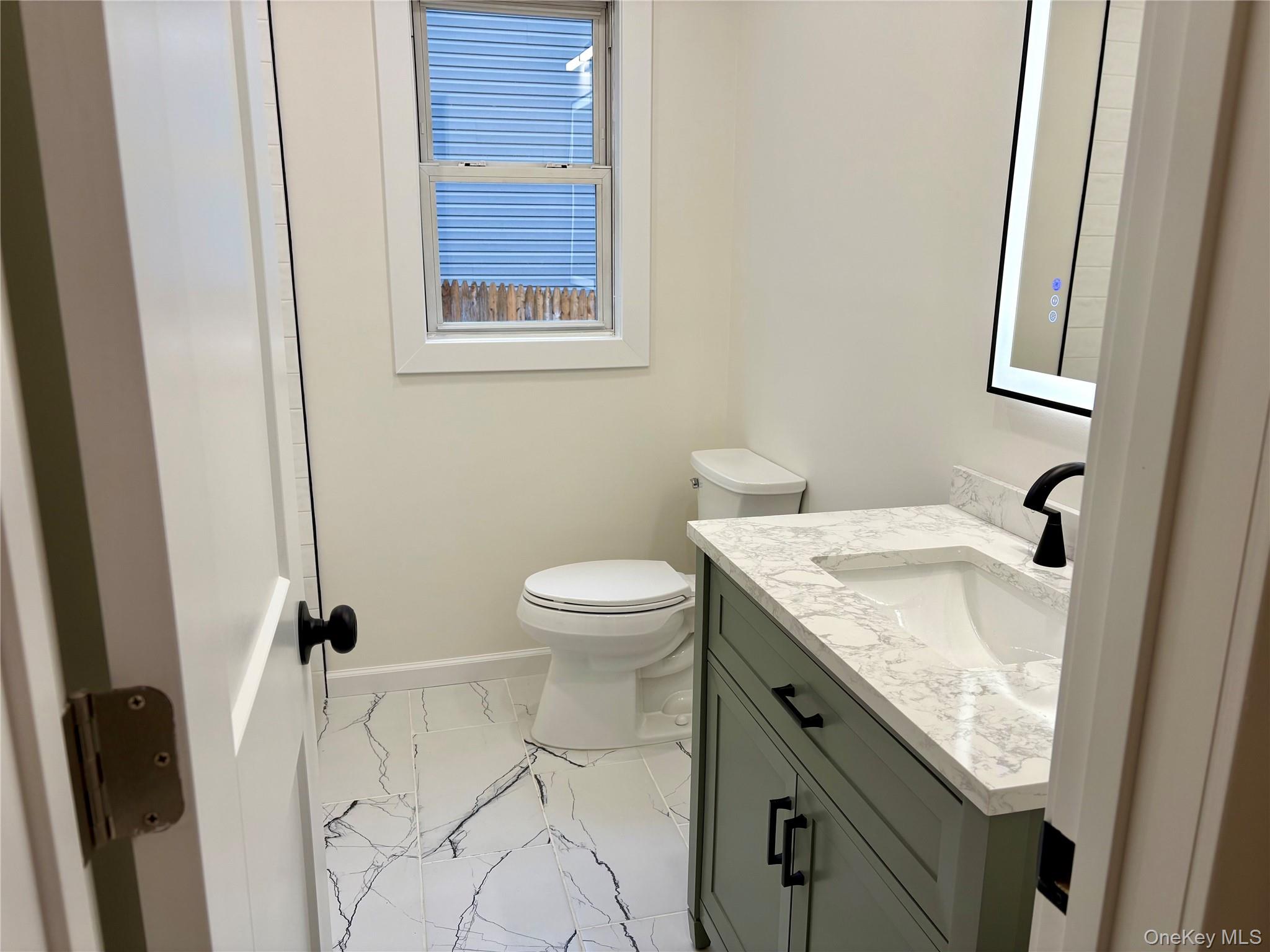 #15 photo, 12 Hampton Road, 东长岛 Sound Beach , NY 11789