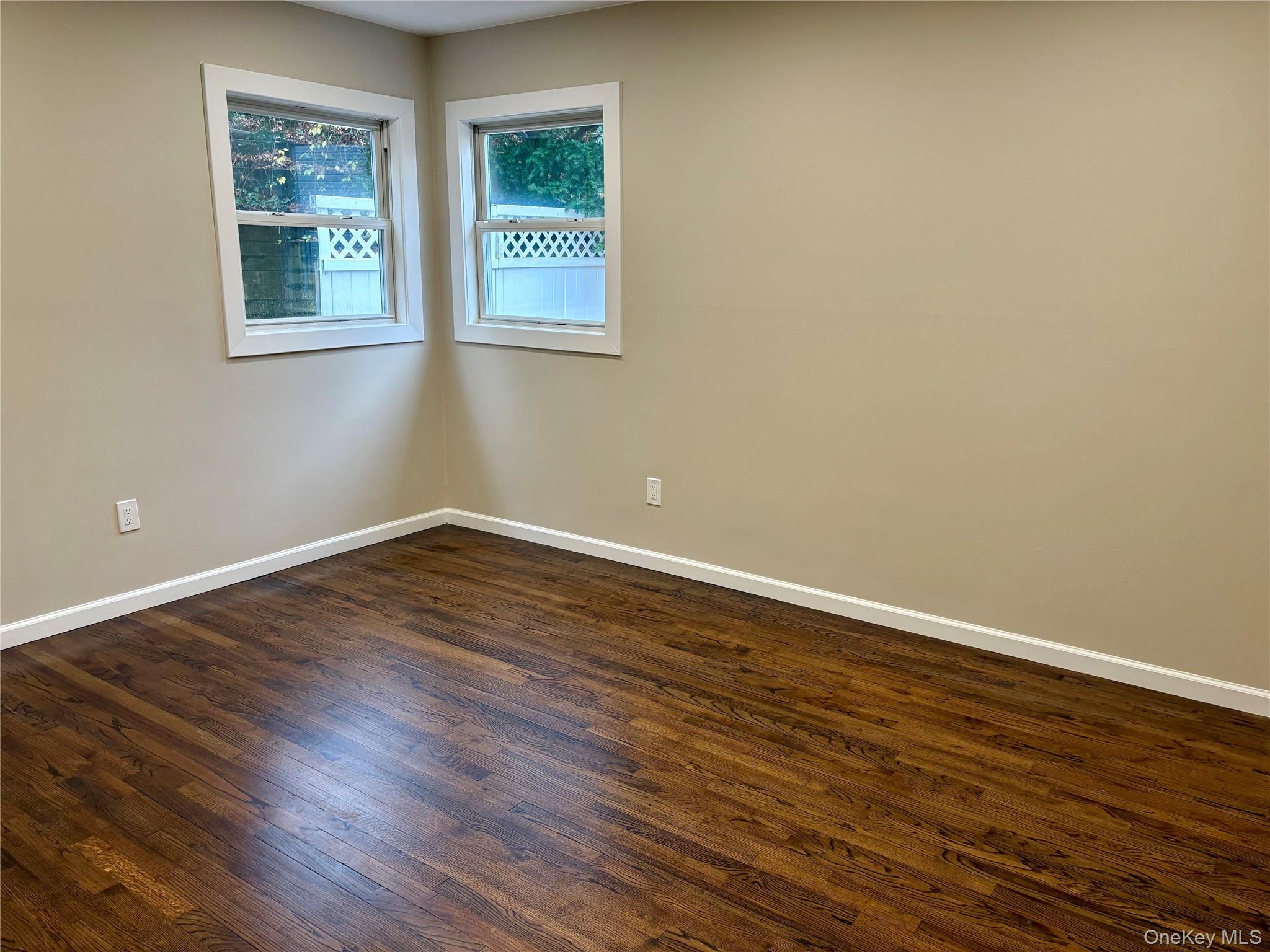 #17 photo, 12 Hampton Road, 东长岛 Sound Beach , NY 11789