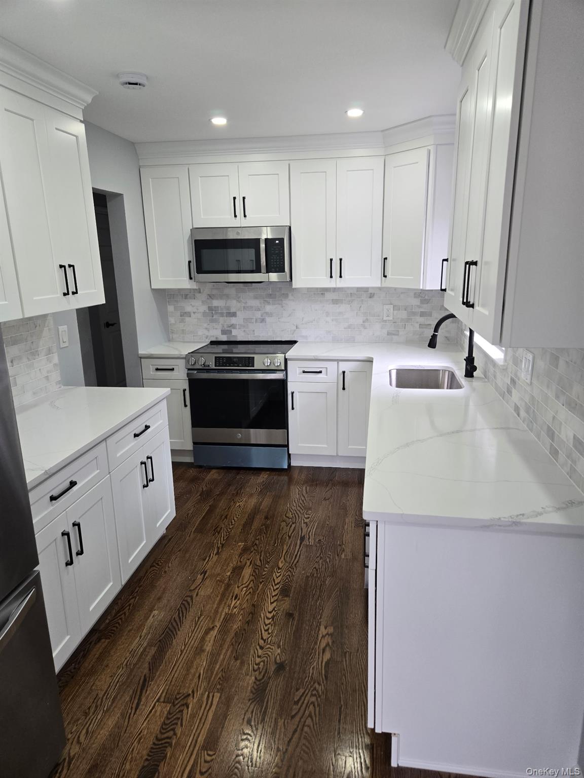 #3 photo, 321 Oakford Street, מחוז נסאו West Hempstead , NY 11552