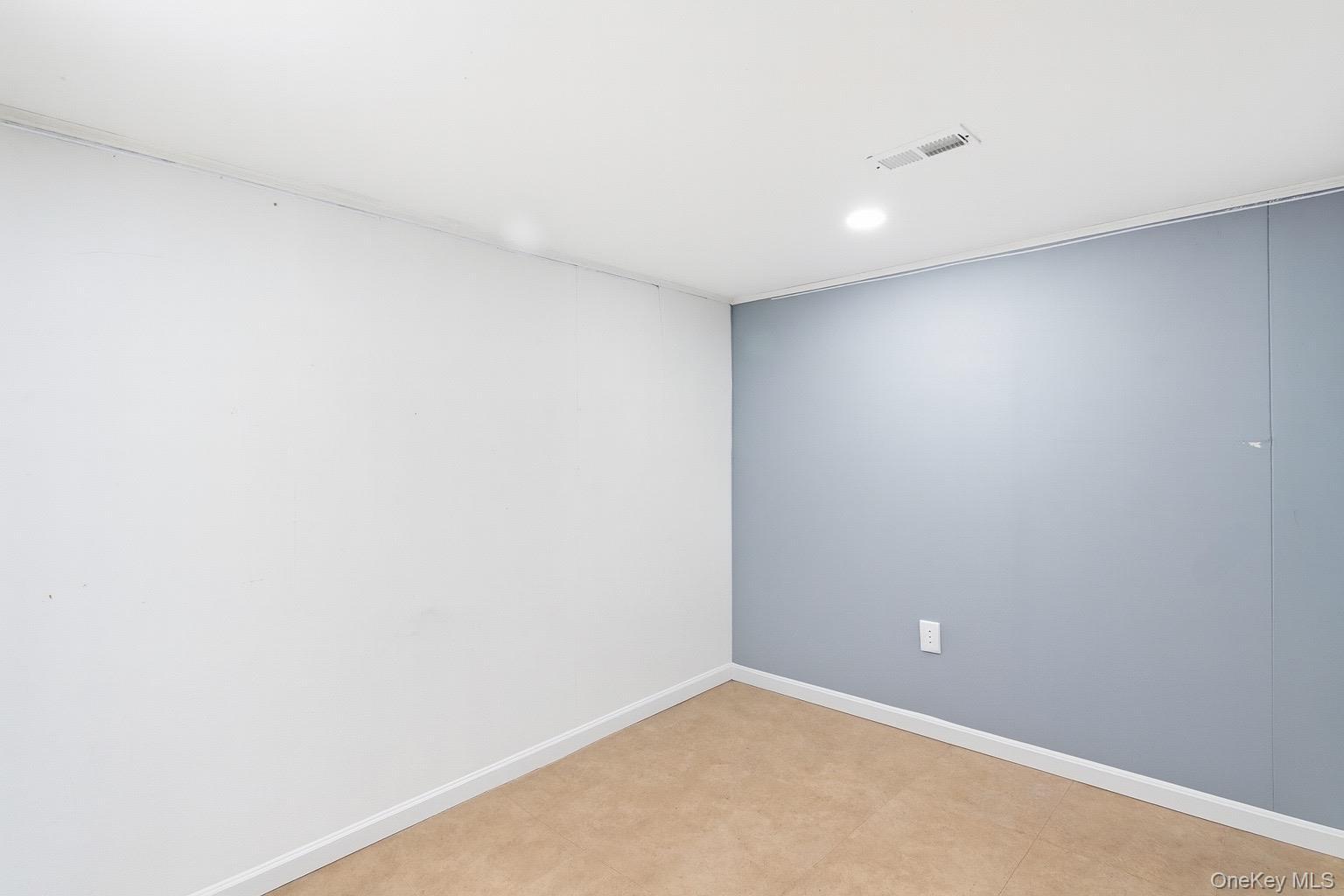 #10 photo, 103 Timberline Drive, Brentwood , NY 11717