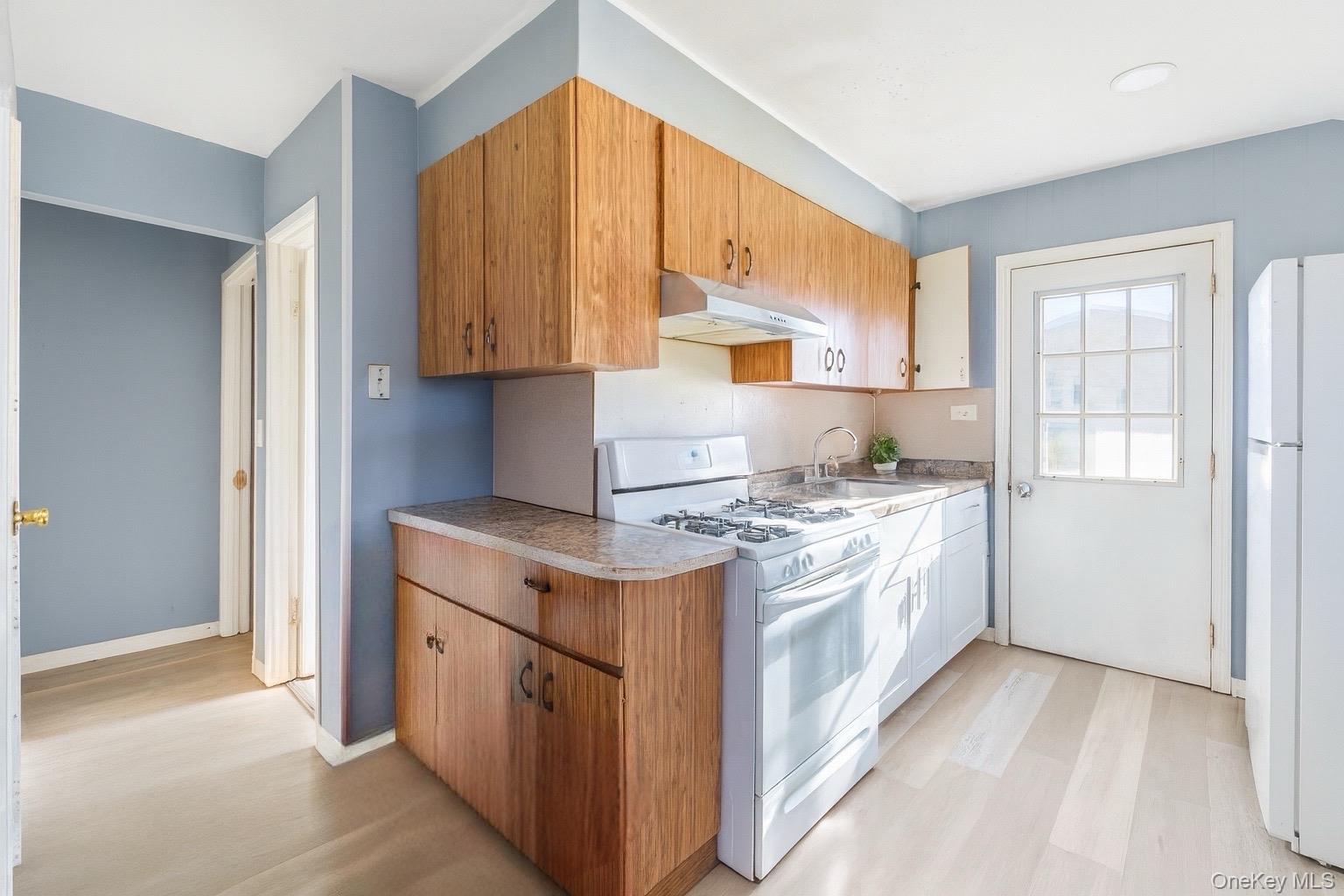 #16 photo, 103 Timberline Drive, Brentwood , NY 11717