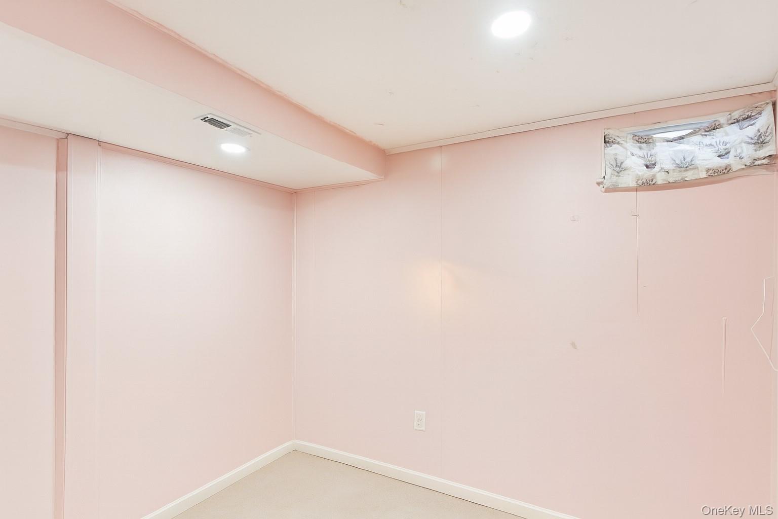 #3 photo, 103 Timberline Drive, Brentwood , NY 11717