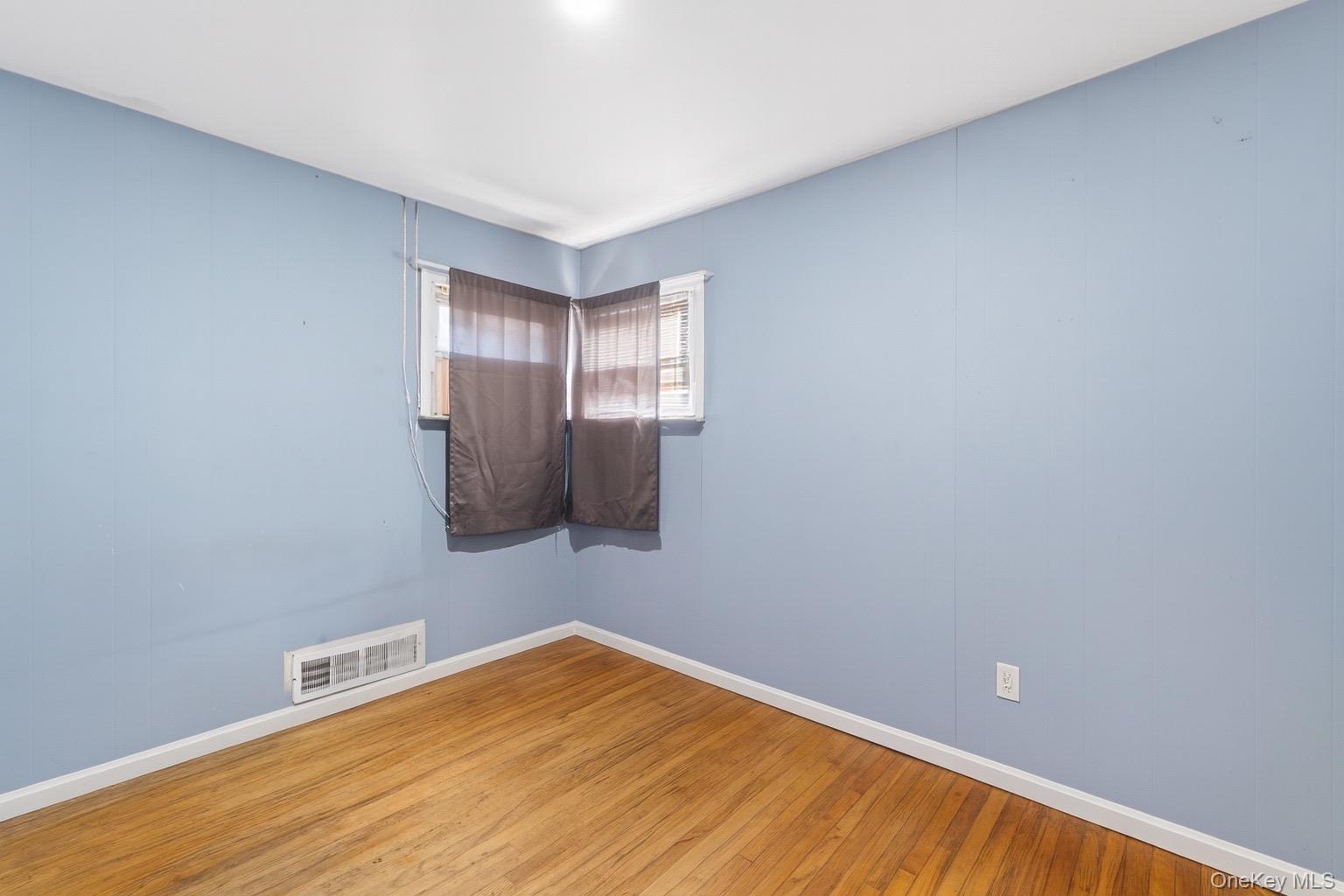 #6 photo, 103 Timberline Drive, Brentwood , NY 11717