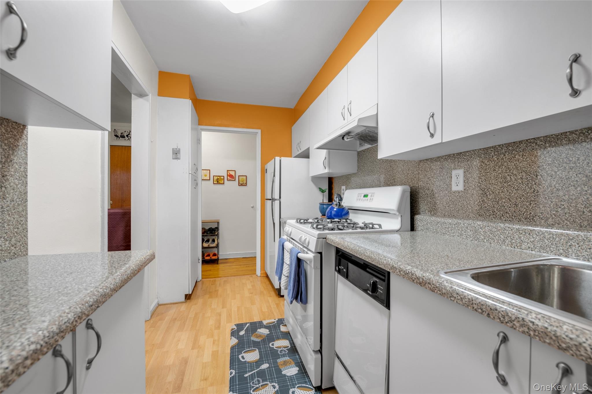 #10 photo, 105-25 67 Avenue, Forest Hills , NY 11375