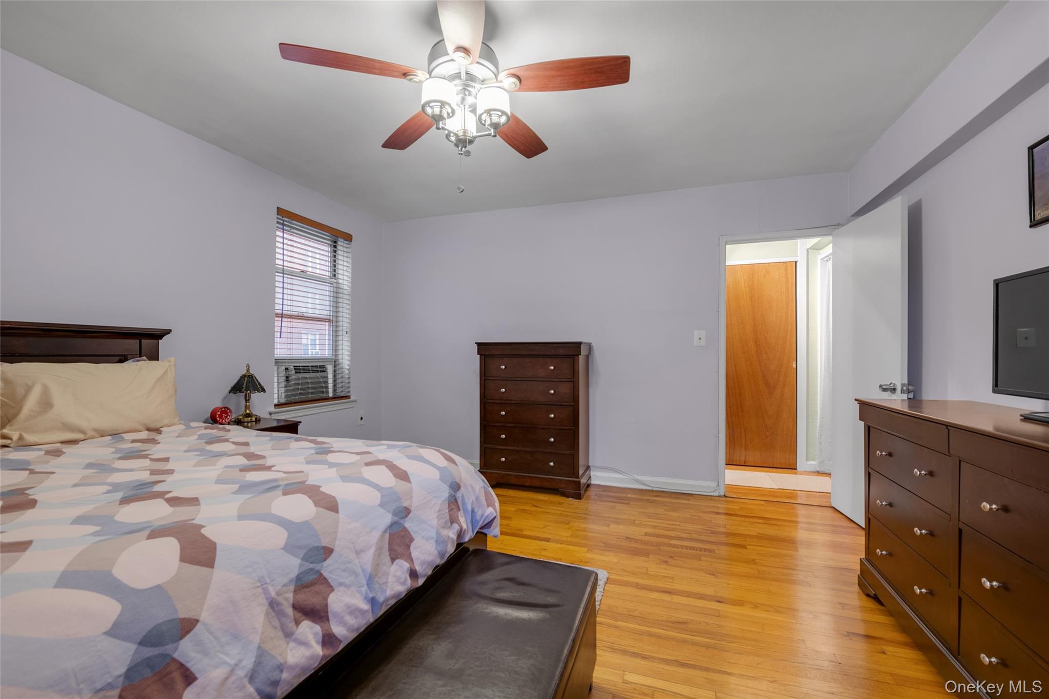 #9 photo, 105-25 67 Avenue, Forest Hills , NY 11375