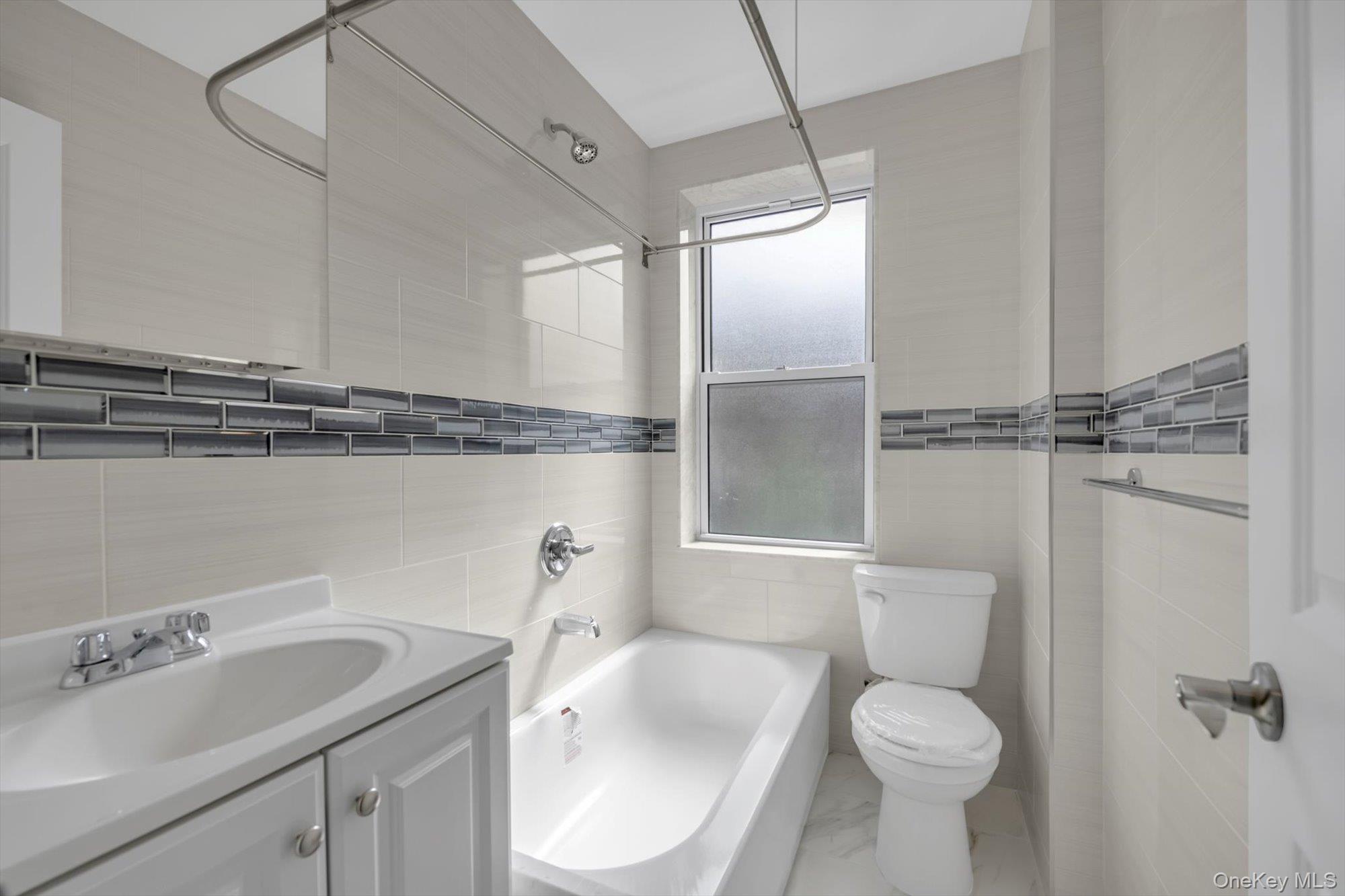 #8 photo, 141-11 78th Rd, Куинс ‖ Flushing , NY 11367