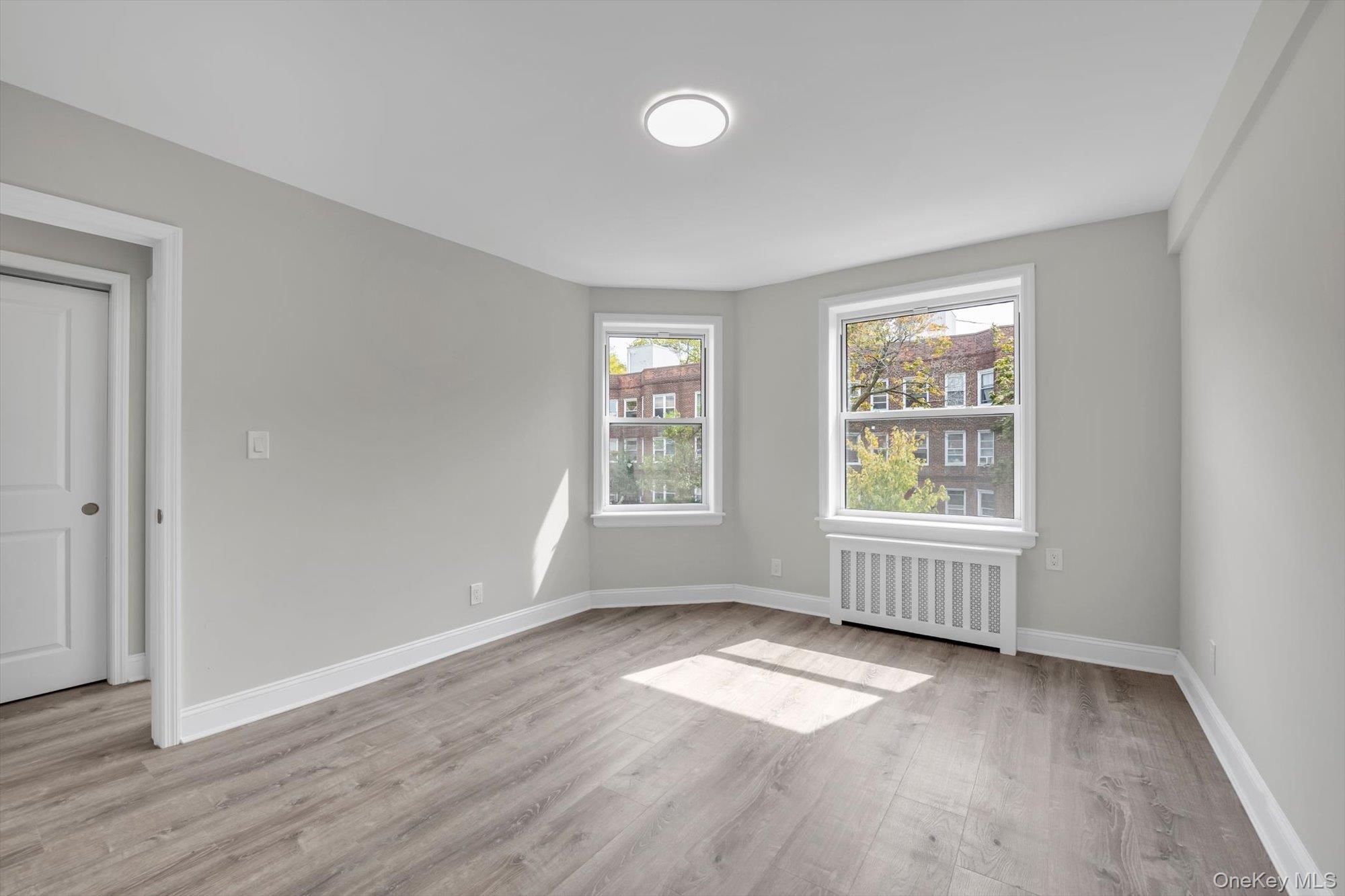 #9 photo, 141-11 78th Rd, Куинс ‖ Flushing , NY 11367