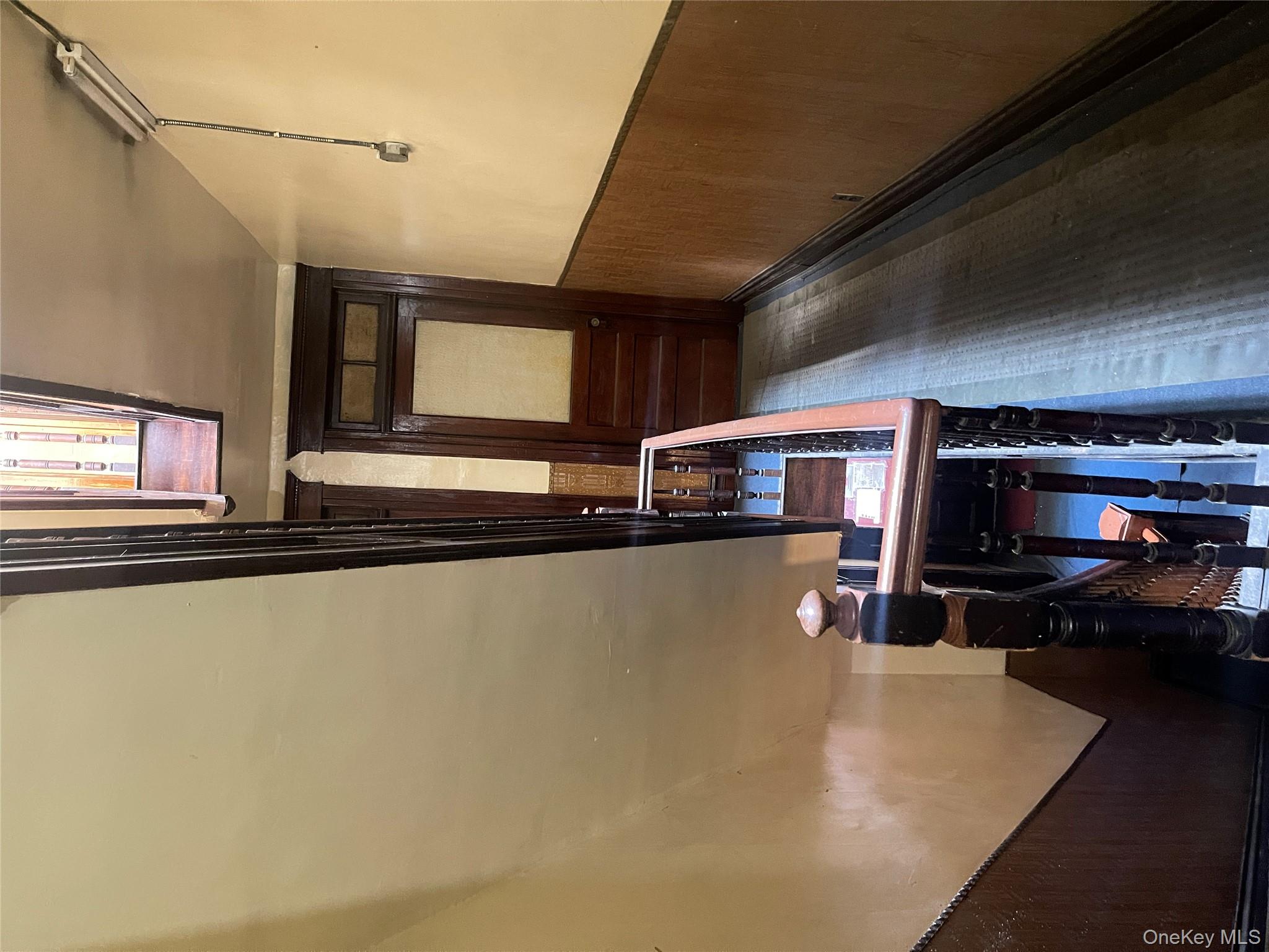 #4 photo, 1881 Putnam Avenue, 뉴욕퀸즈 Ridgewood , NY 11385