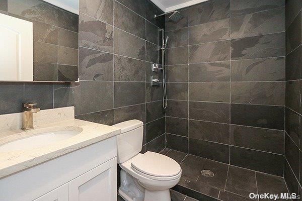 #15 photo, 1415 Old Northern Boulevard, Roslyn , NY 11576