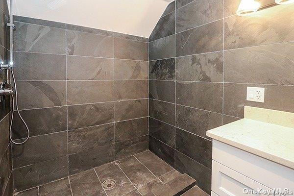 #20 photo, 1415 Old Northern Boulevard, Roslyn , NY 11576