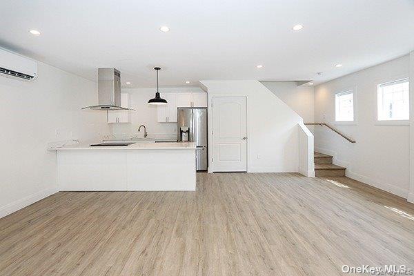 #3 photo, 1415 Old Northern Boulevard, Roslyn , NY 11576