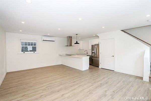 #4 photo, 1415 Old Northern Boulevard, Roslyn , NY 11576