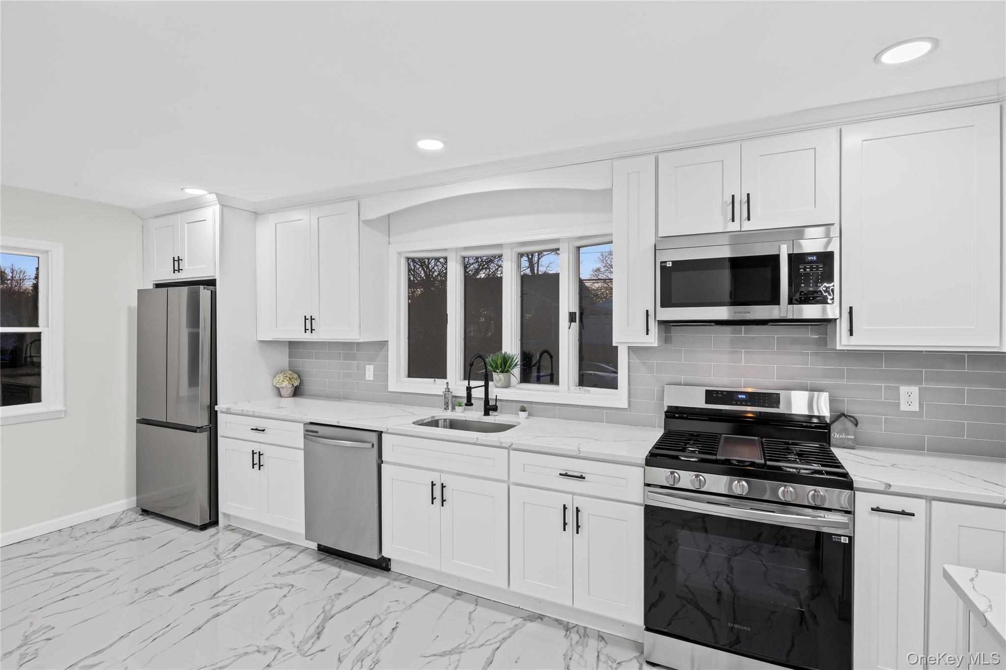 #10 photo, 201 Hilltop Drive, Brentwood , NY 11717