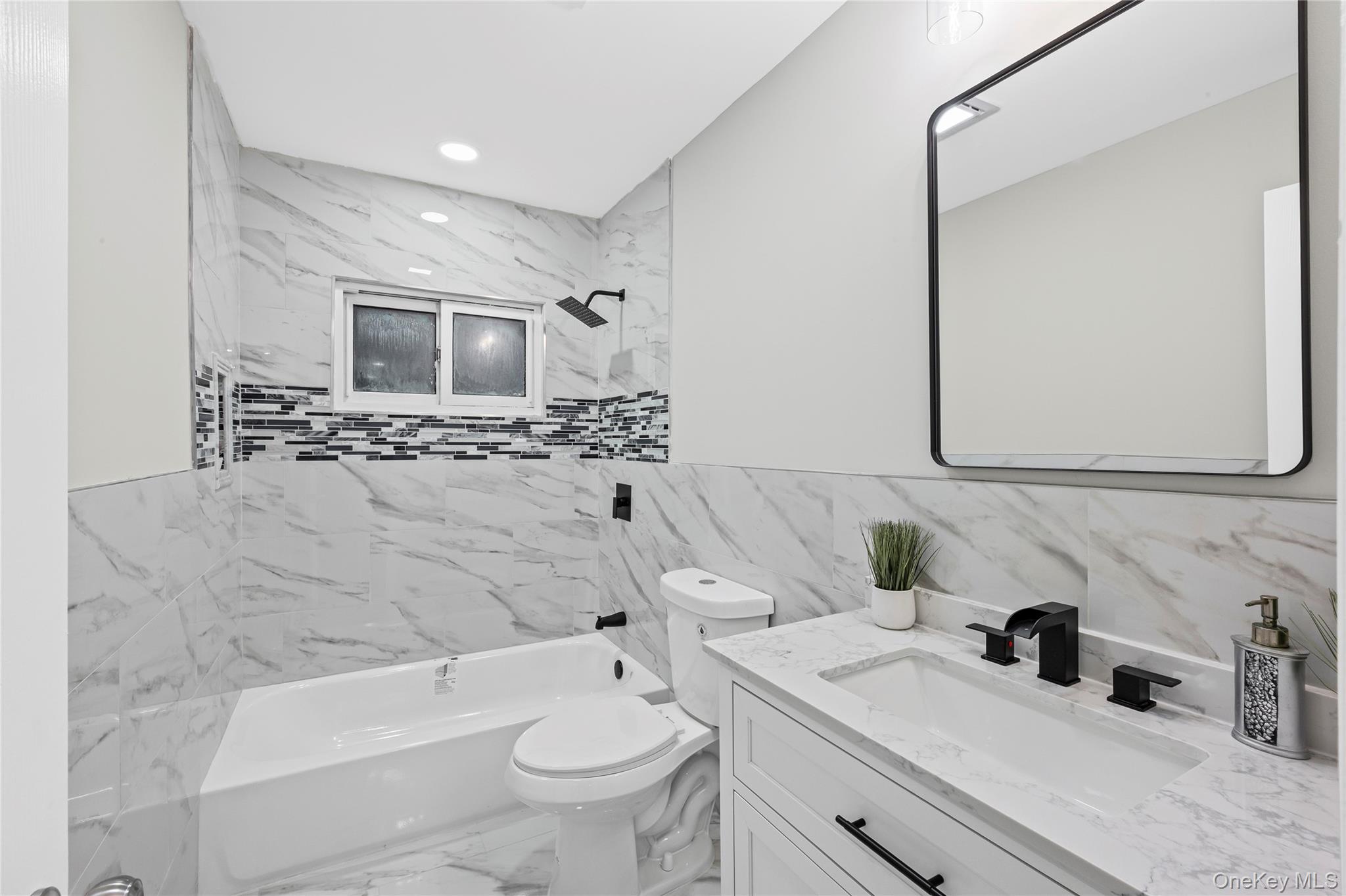 #15 photo, 201 Hilltop Drive, Brentwood , NY 11717