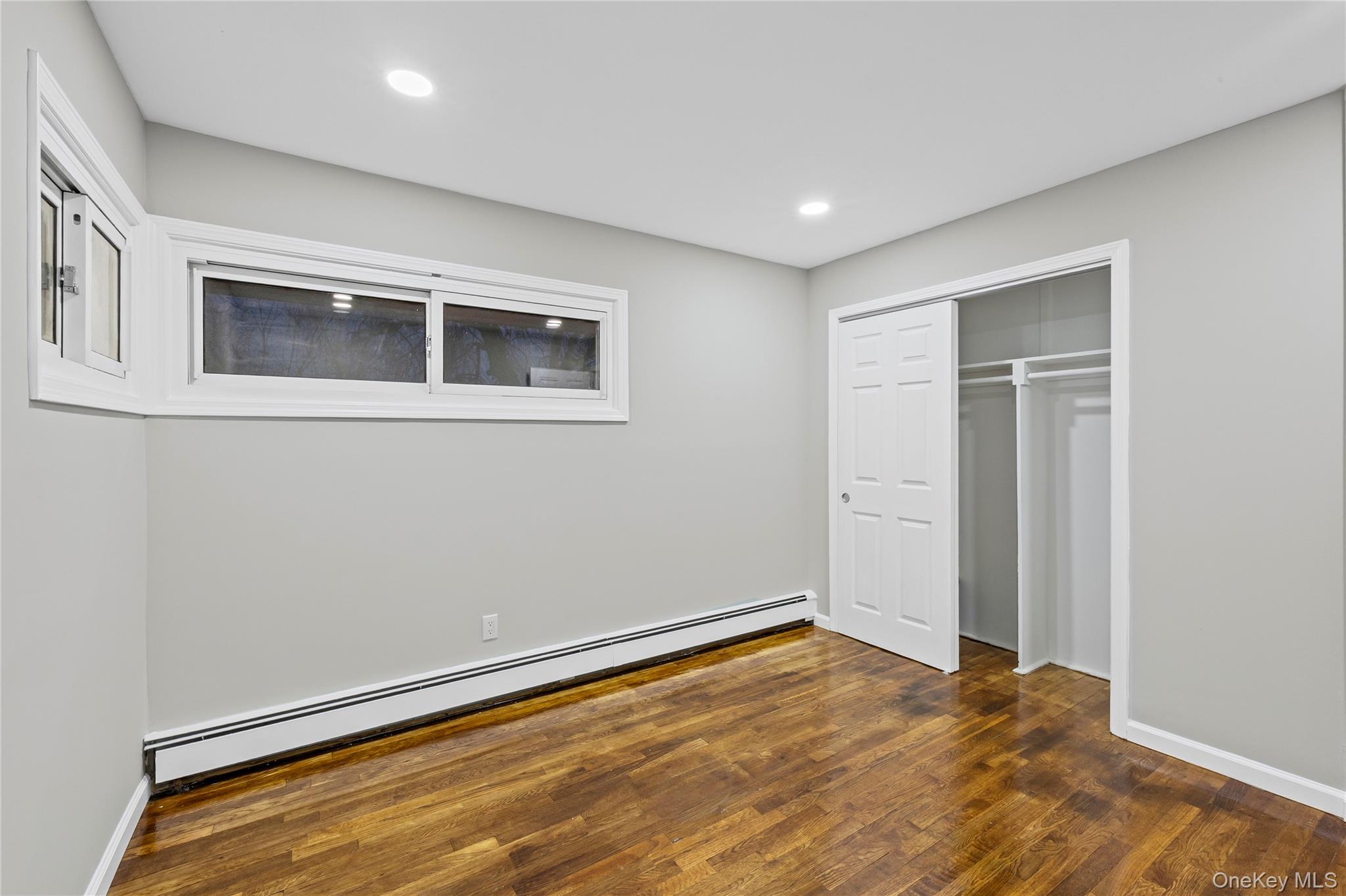 #19 photo, 201 Hilltop Drive, Brentwood , NY 11717